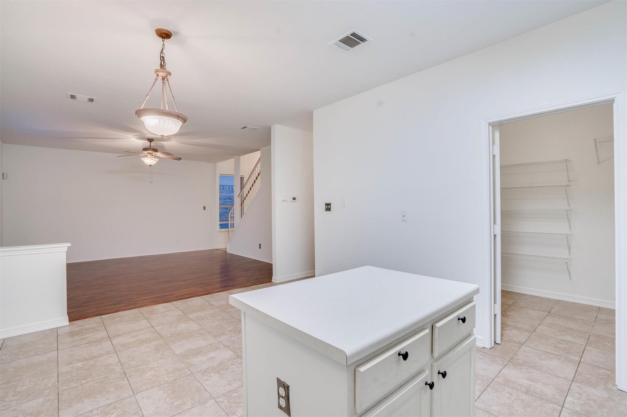 3756 Top Rock Ln, Round Rock, TX 78681