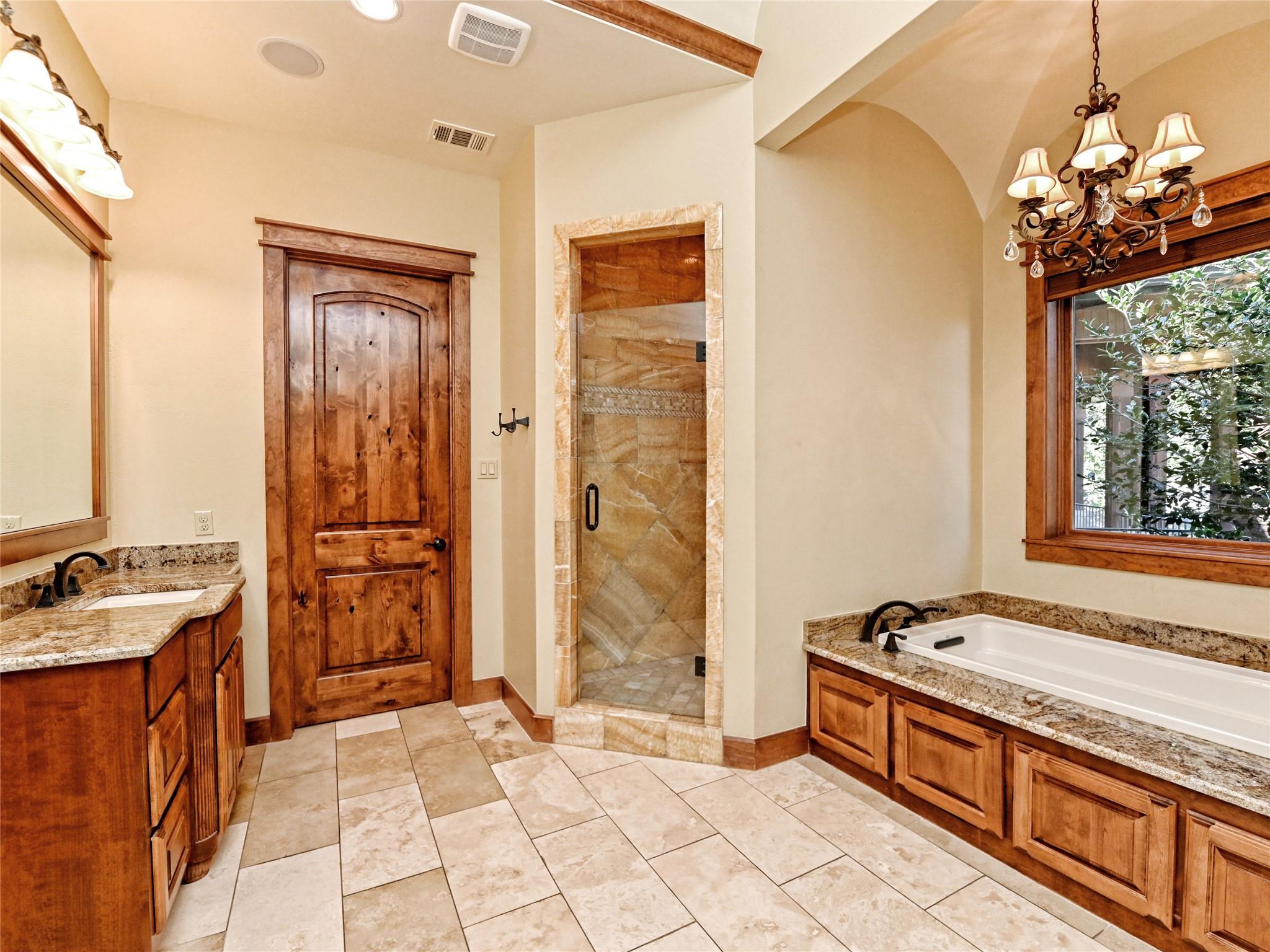 26505 Masters Pkwy, Spicewood, TX 78669