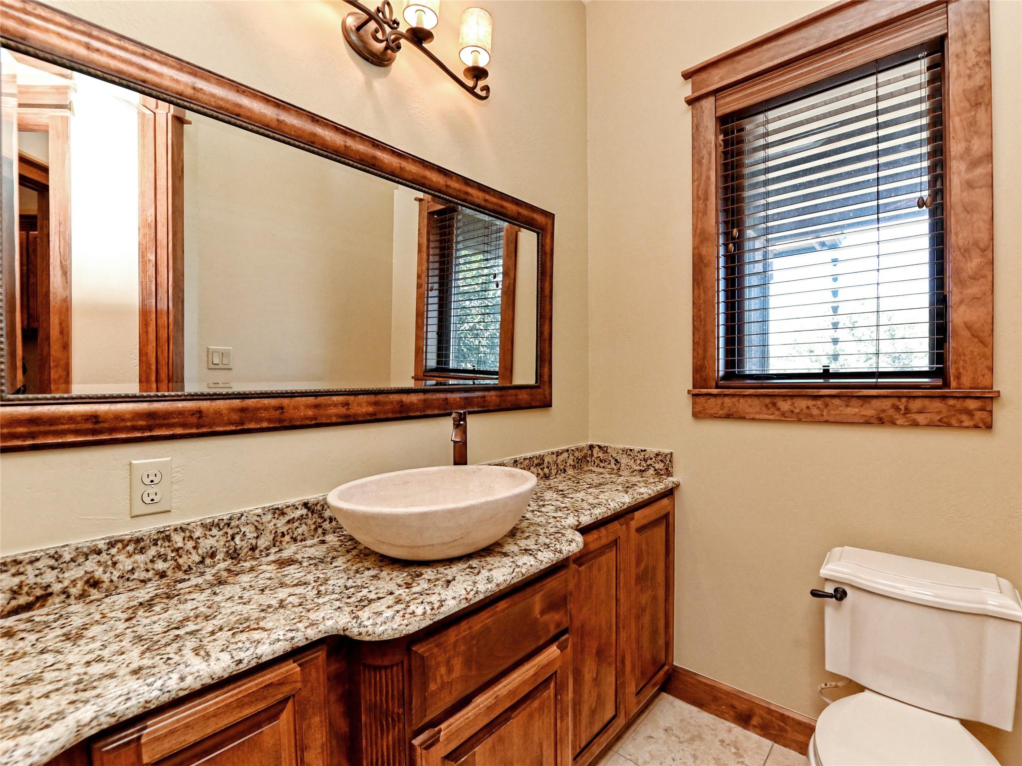 26505 Masters Pkwy, Spicewood, TX 78669