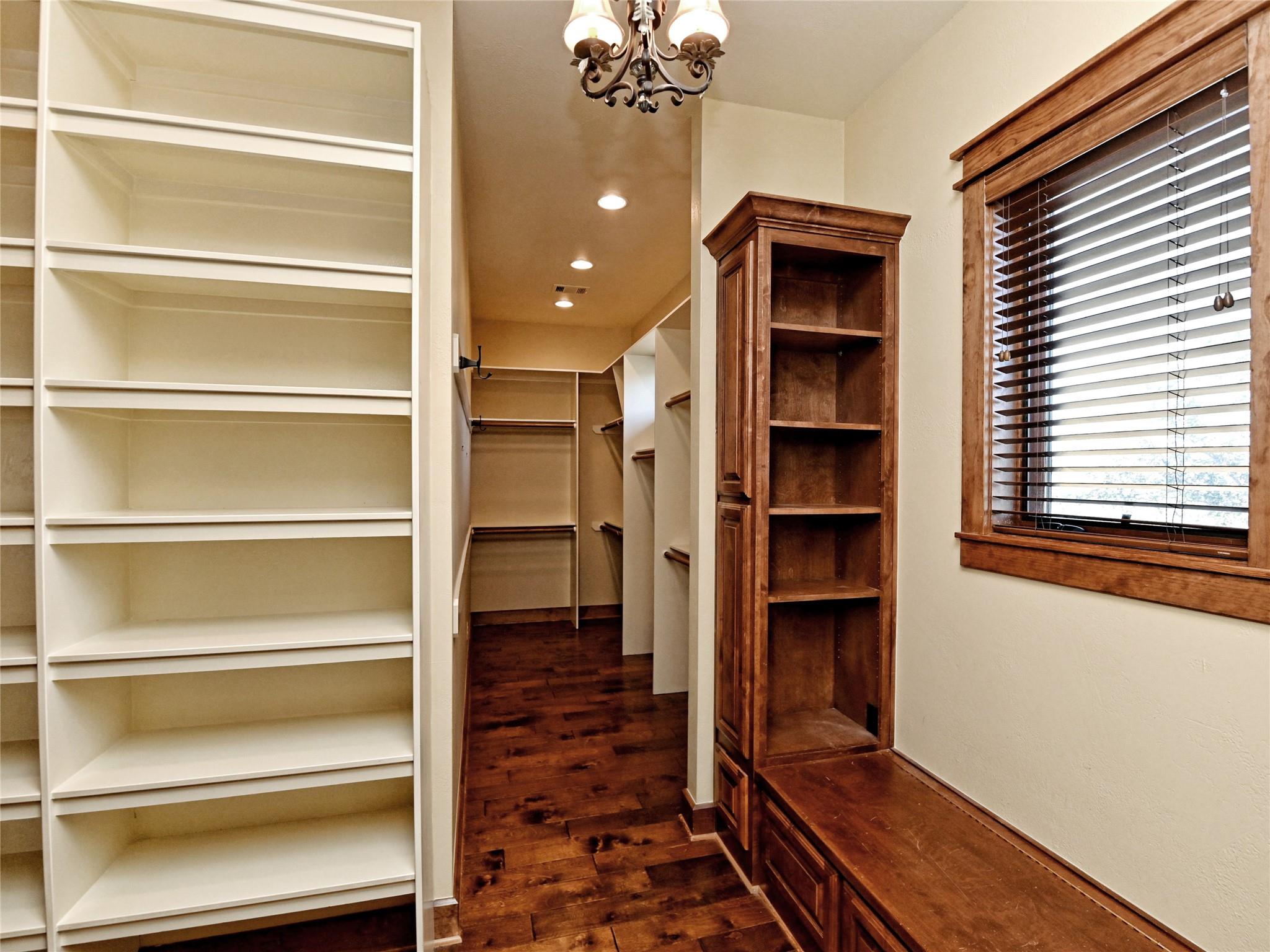 26505 Masters Pkwy, Spicewood, TX 78669