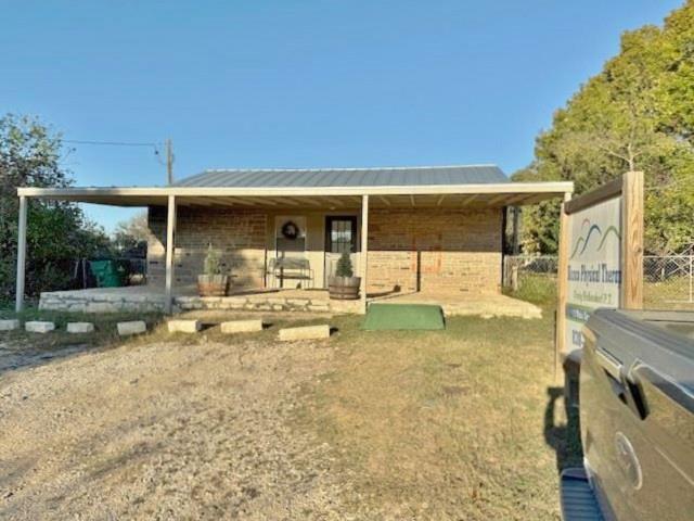 11 Main St, Blanco, TX 78606