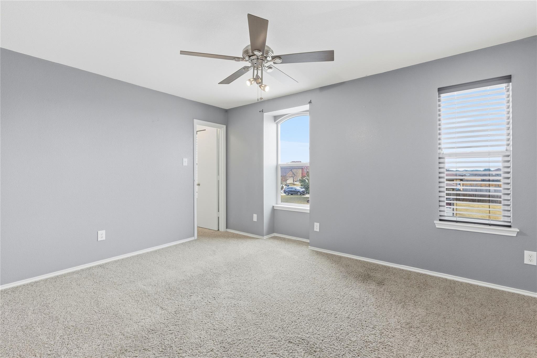 605 Saul St, Hutto, TX 78634