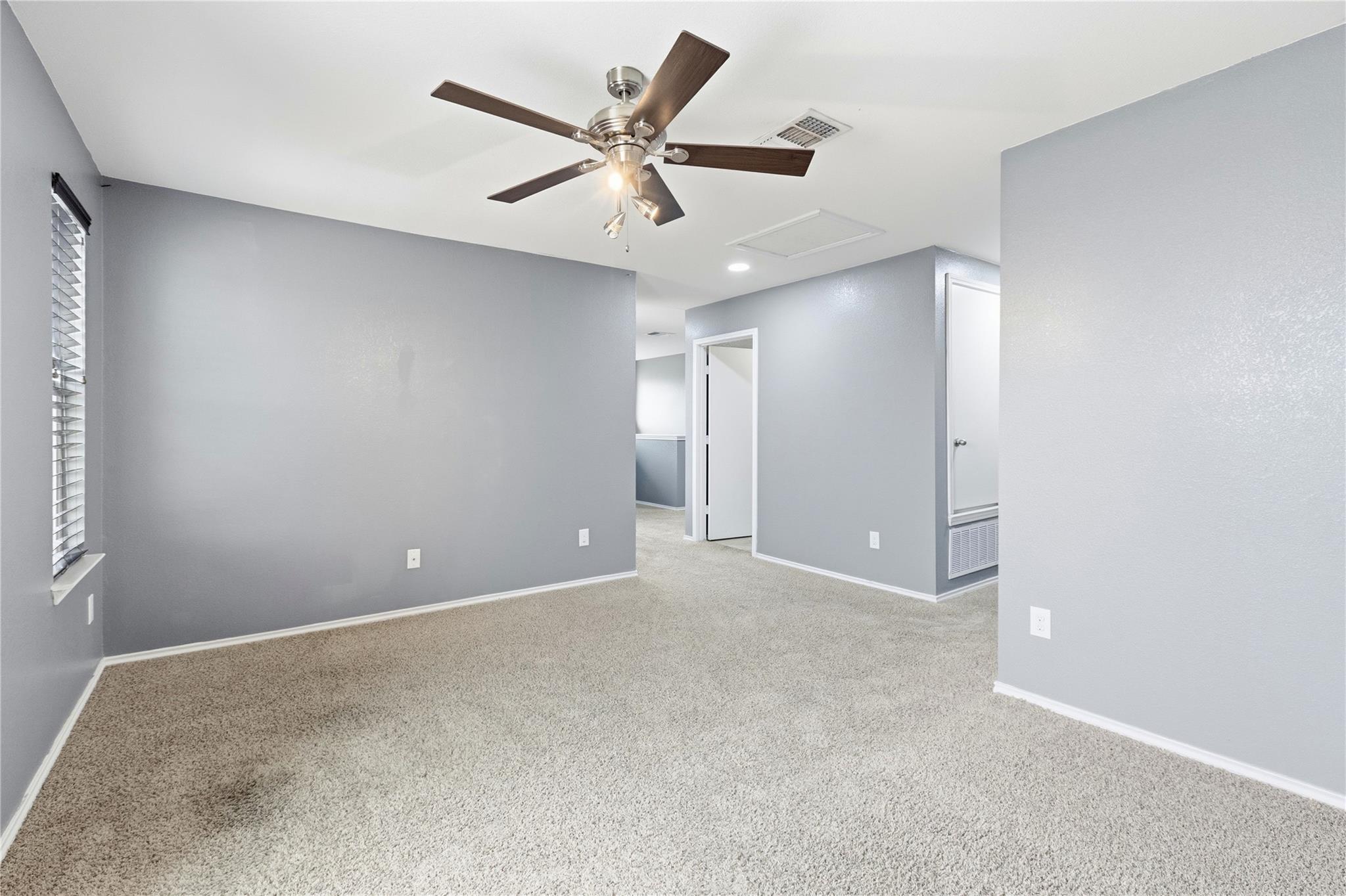 605 Saul St, Hutto, TX 78634