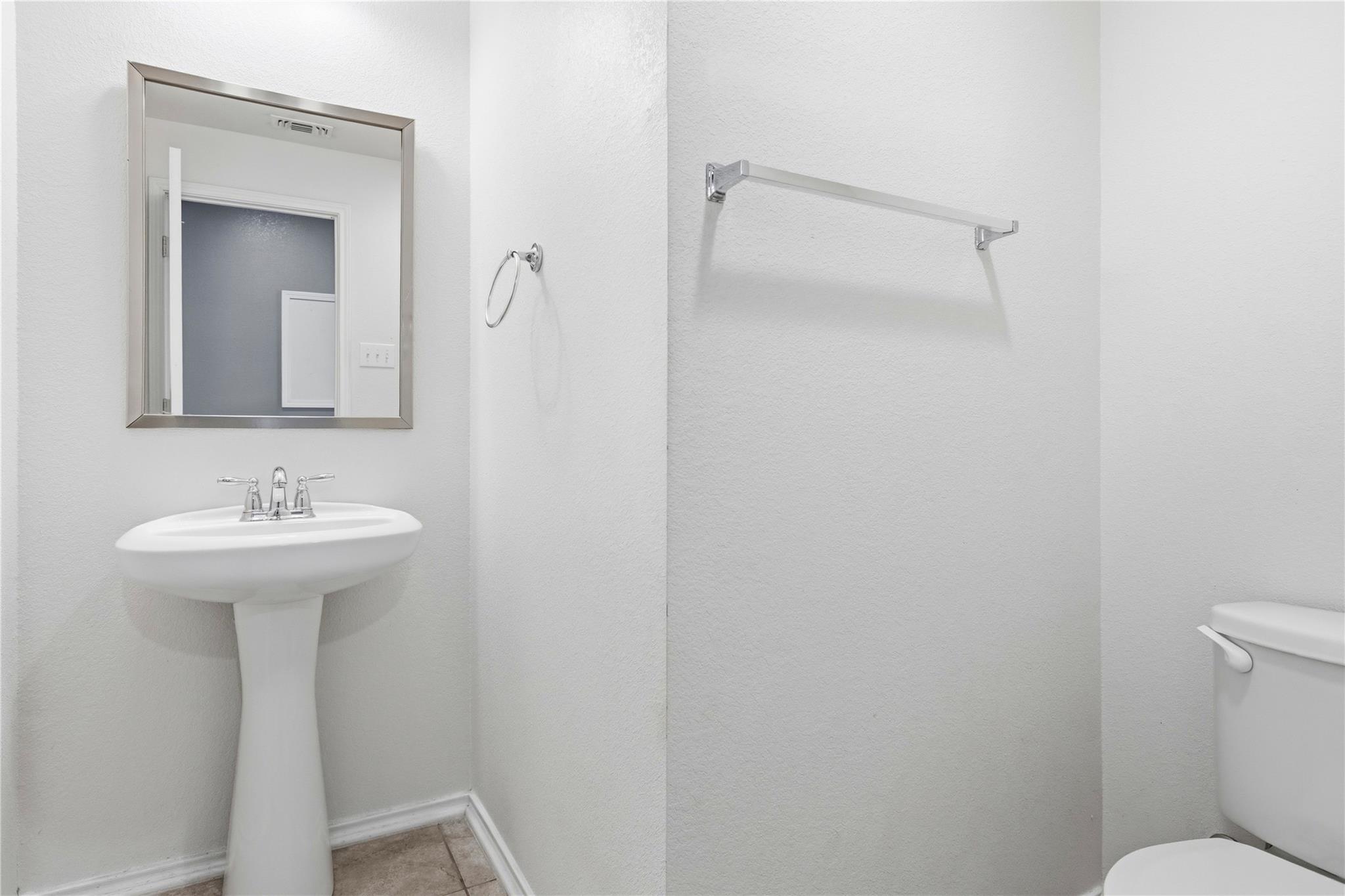 605 Saul St, Hutto, TX 78634