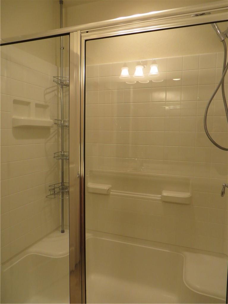 109 Eisenhower Ct, Georgetown, TX 78633