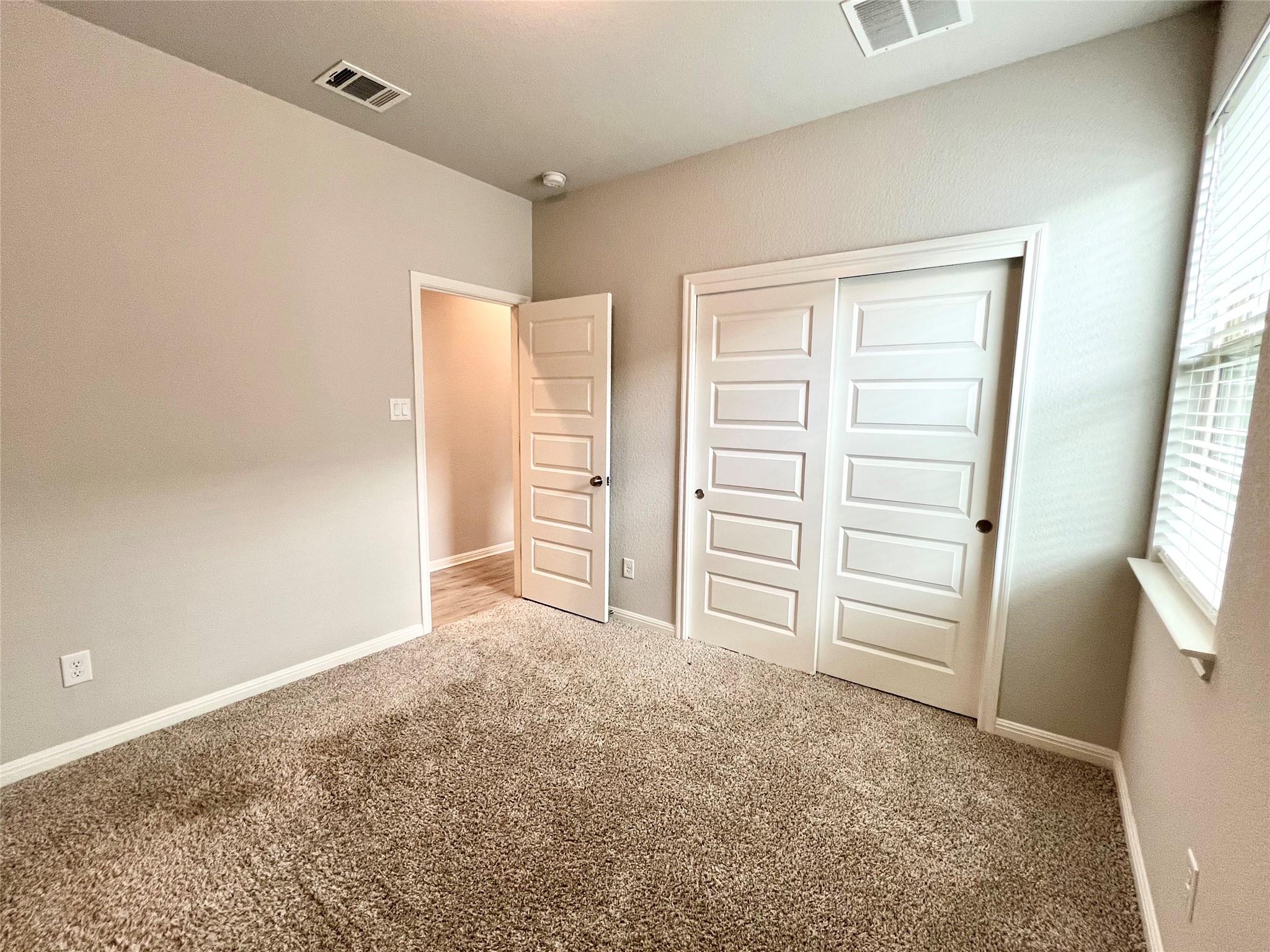 256 Wild Wind Trl, Jarrell, TX 76537