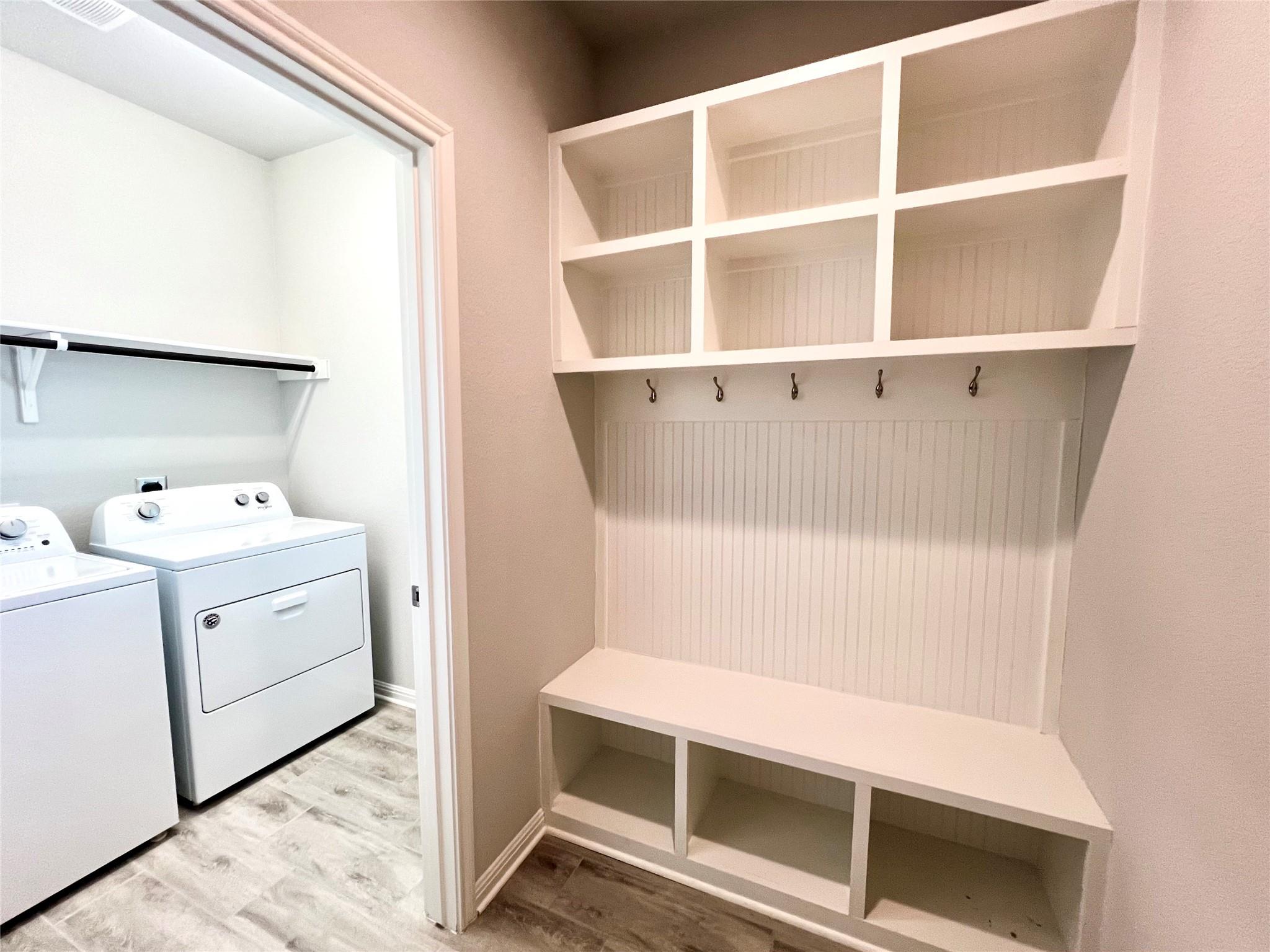 256 Wild Wind Trl, Jarrell, TX 76537