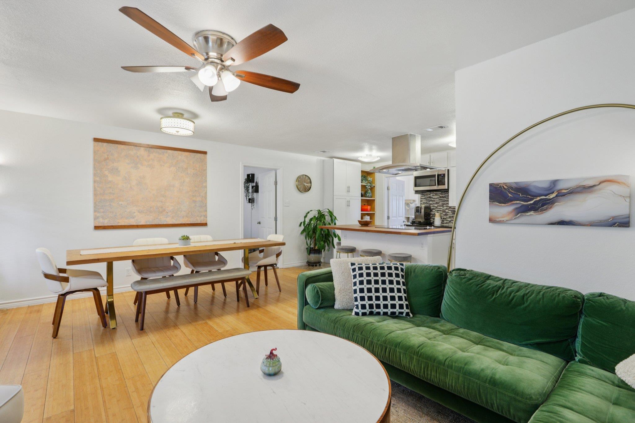 4413 Russell Dr, Austin, TX 78745