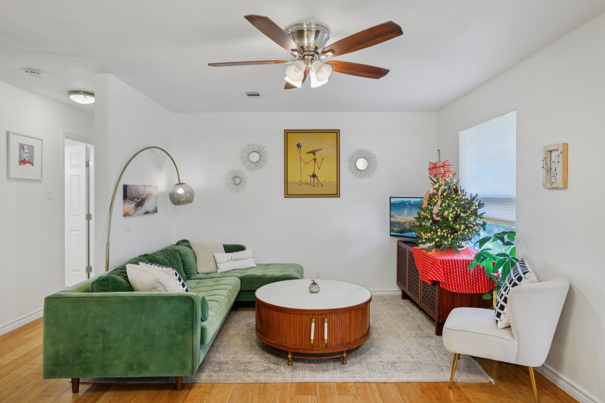 4413 Russell Dr, Austin, TX 78745