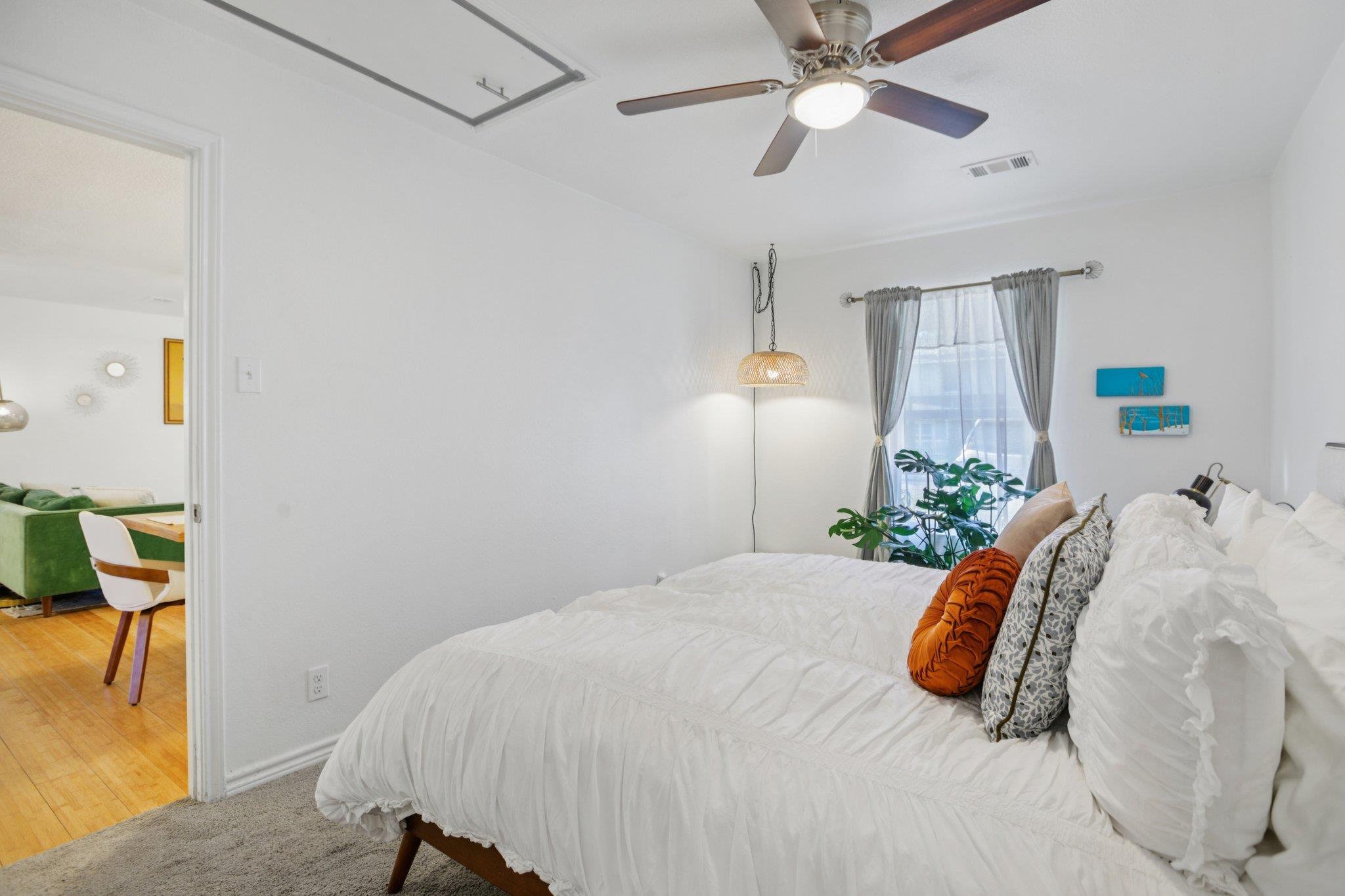 4413 Russell Dr, Austin, TX 78745