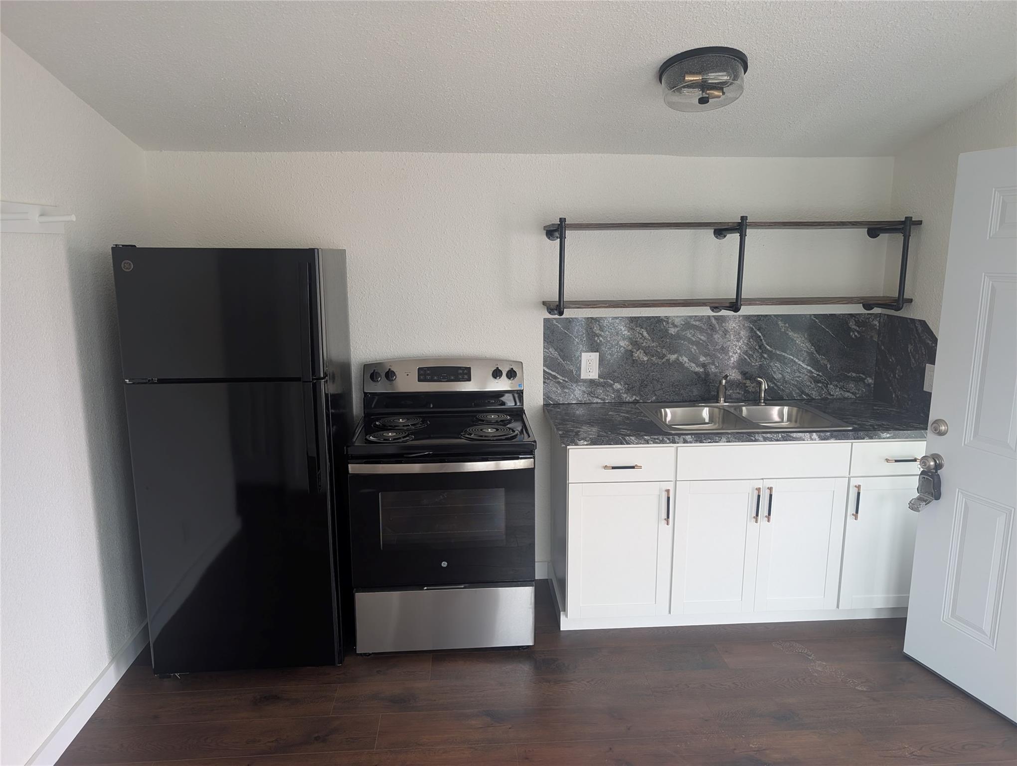 3019 E 12th St, Austin, TX 78702