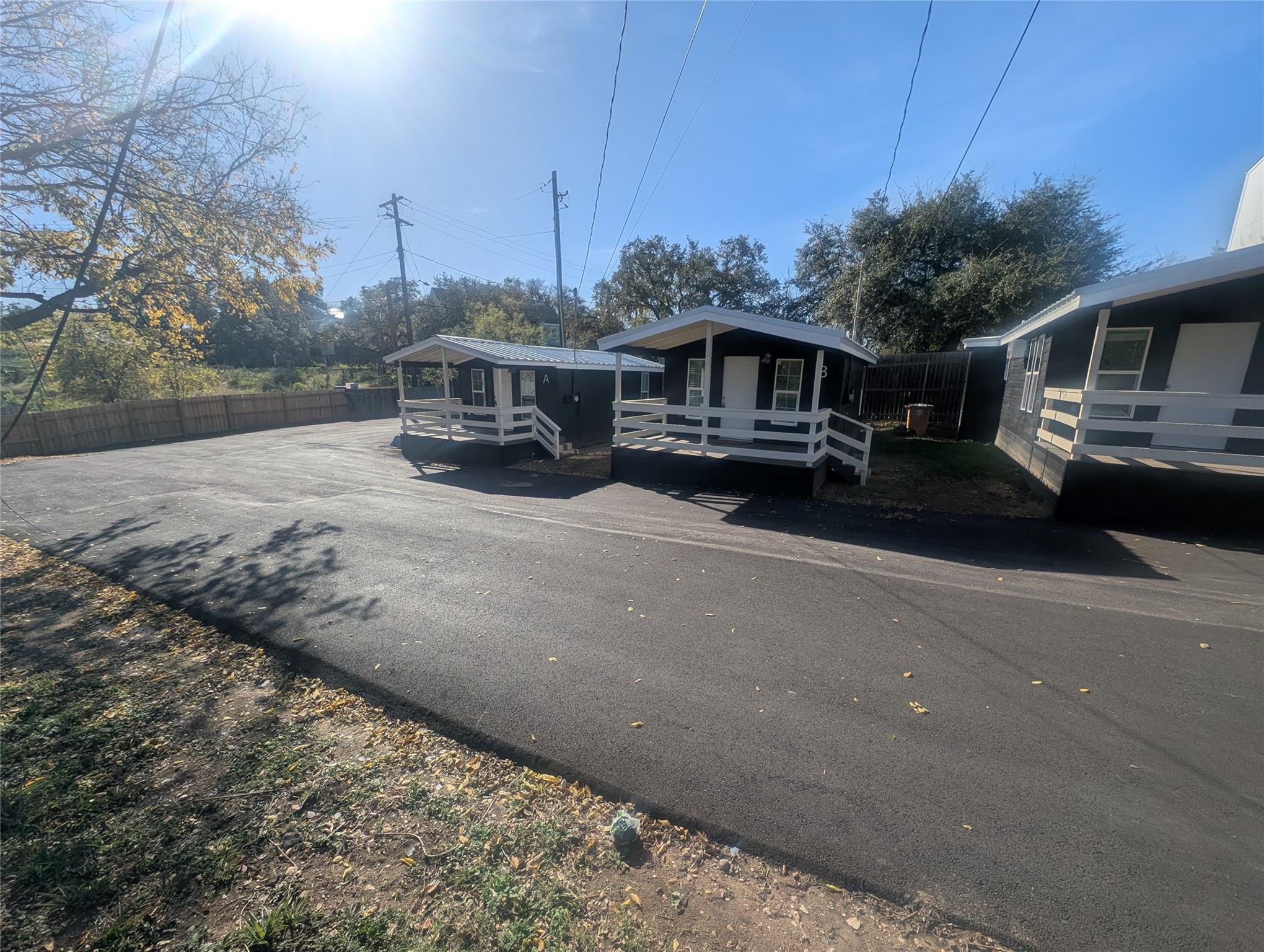 3019 E 12th St, Austin, TX 78702