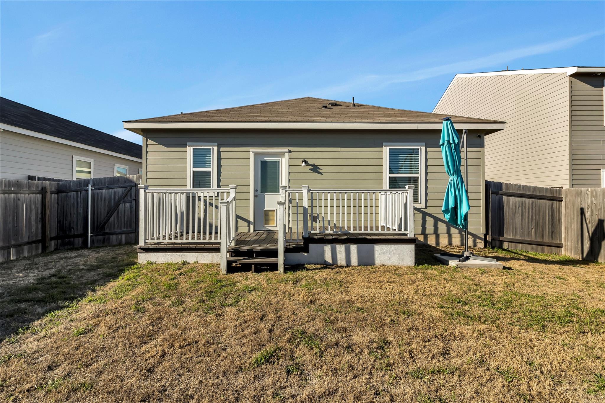 105 Bell Rings Dr, Jarrell, TX 76537