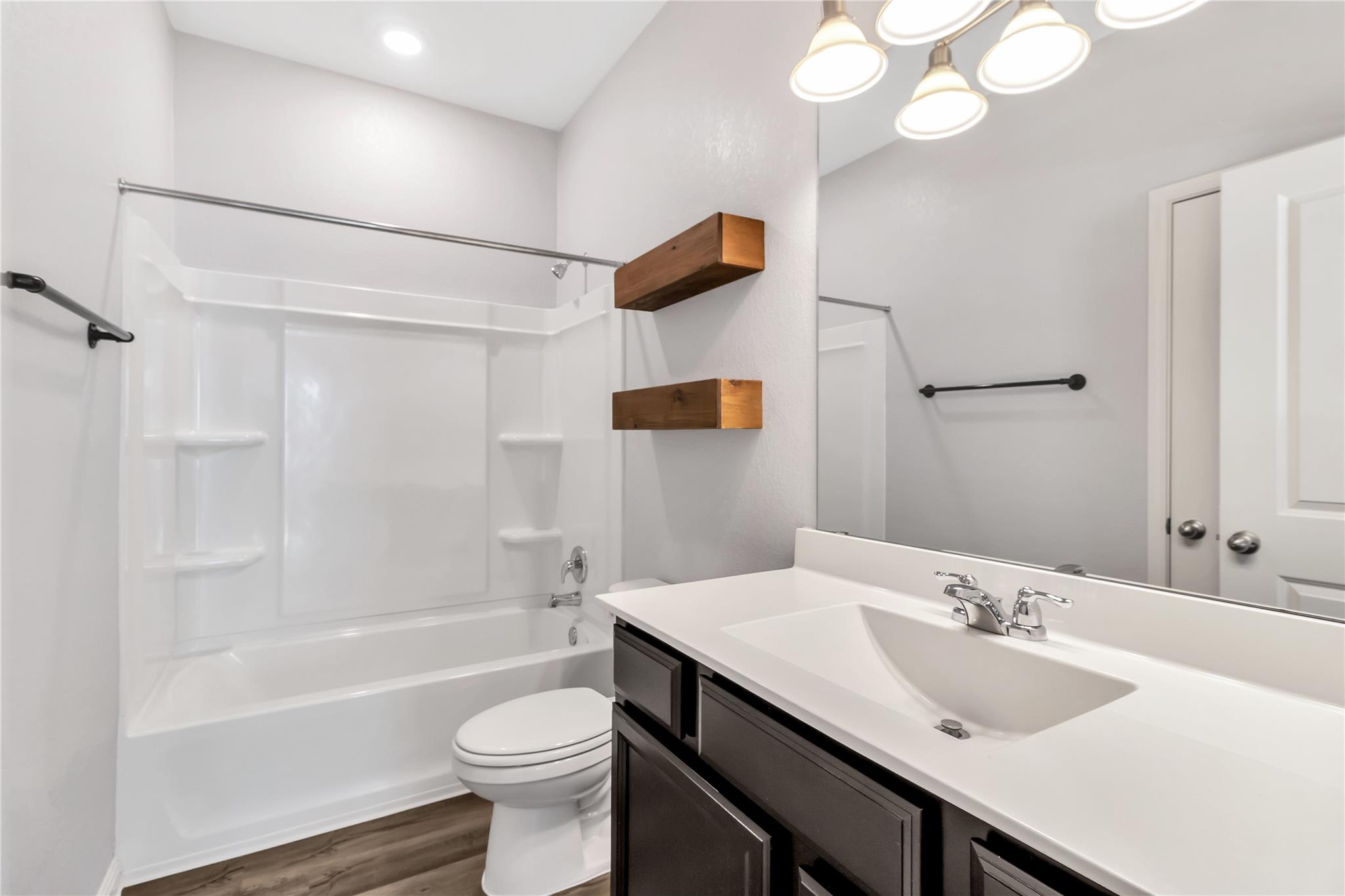 105 Bell Rings Dr, Jarrell, TX 76537