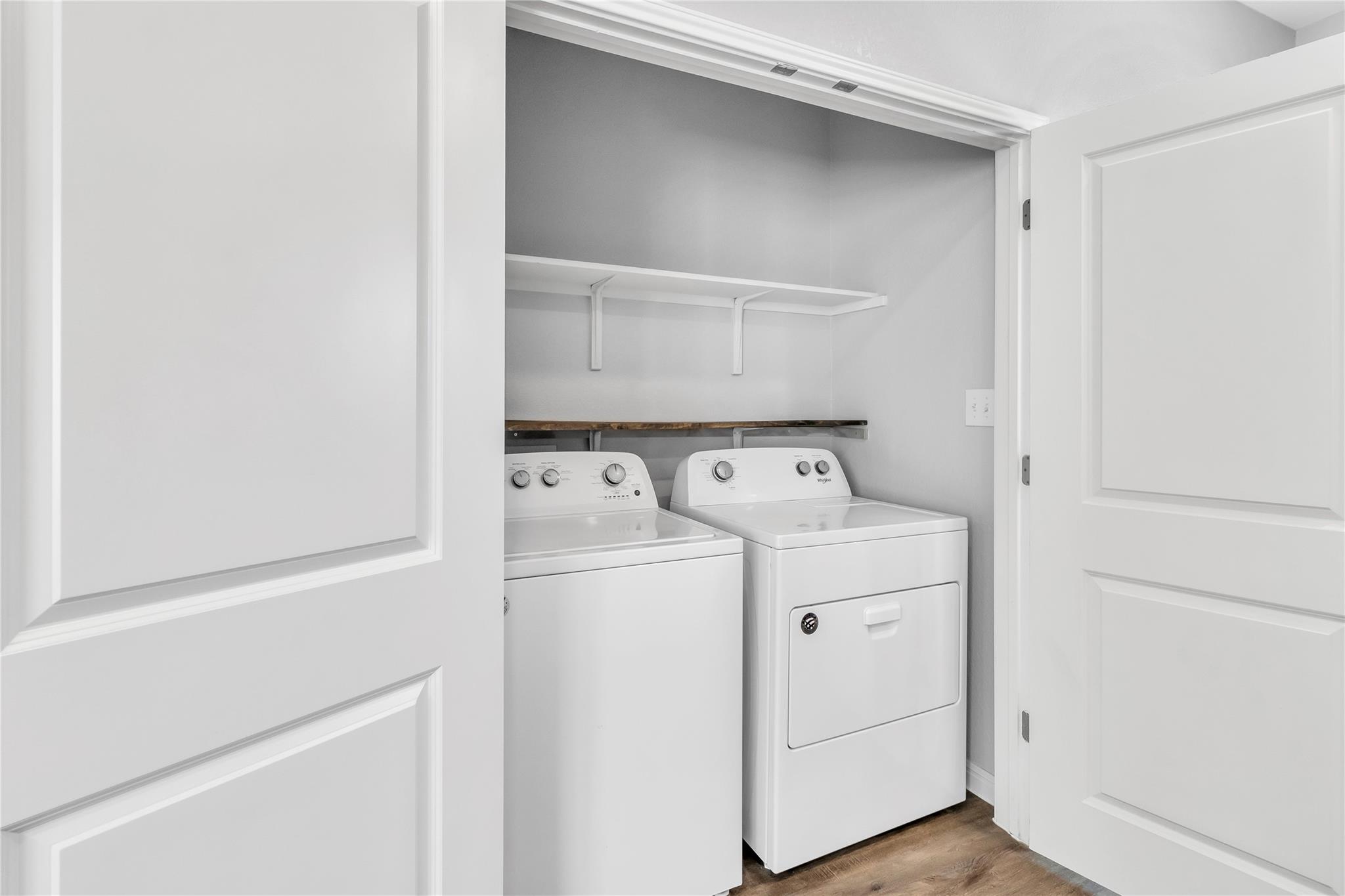 105 Bell Rings Dr, Jarrell, TX 76537