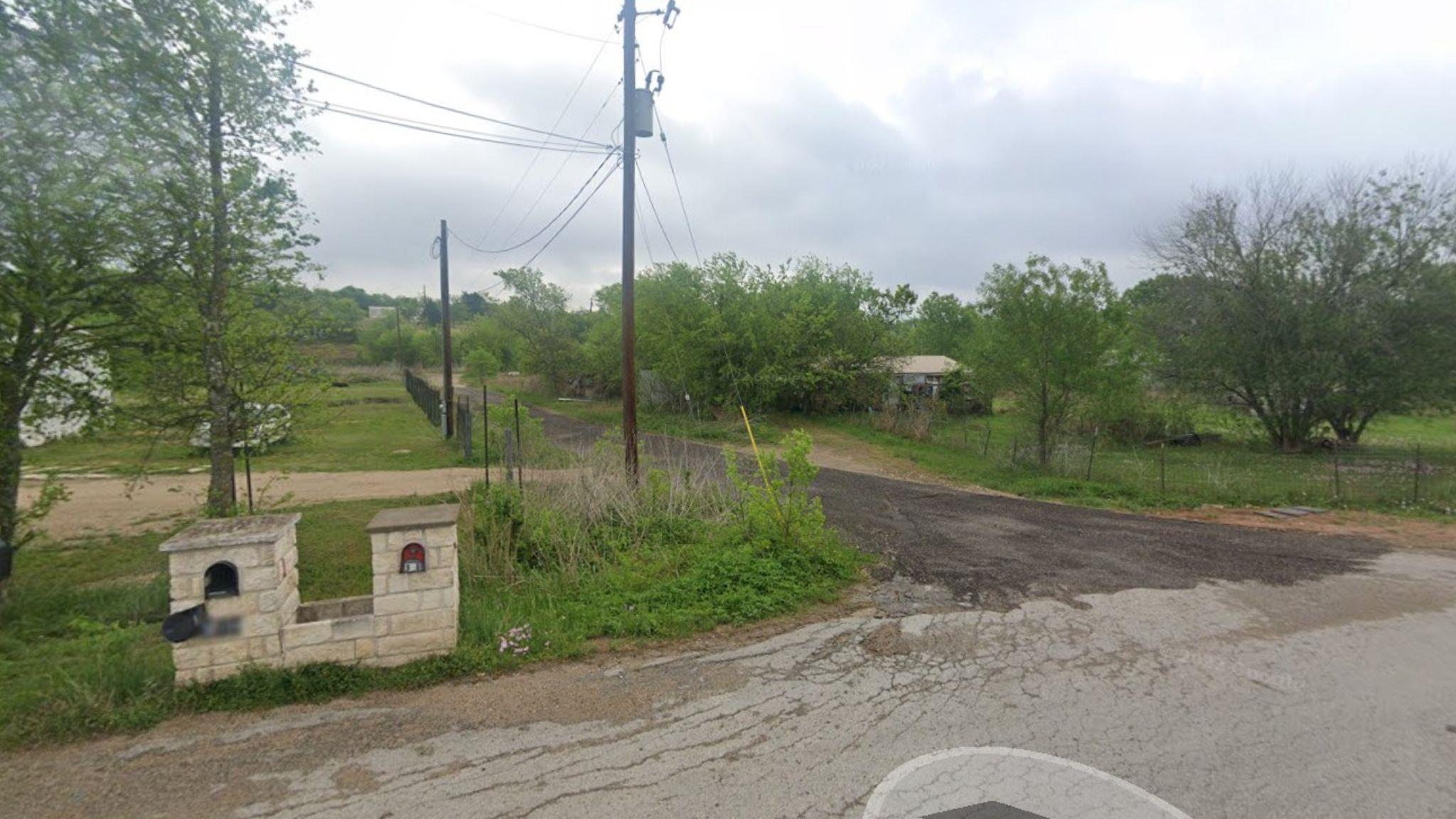 910 Petras Way, Kyle, TX 78640