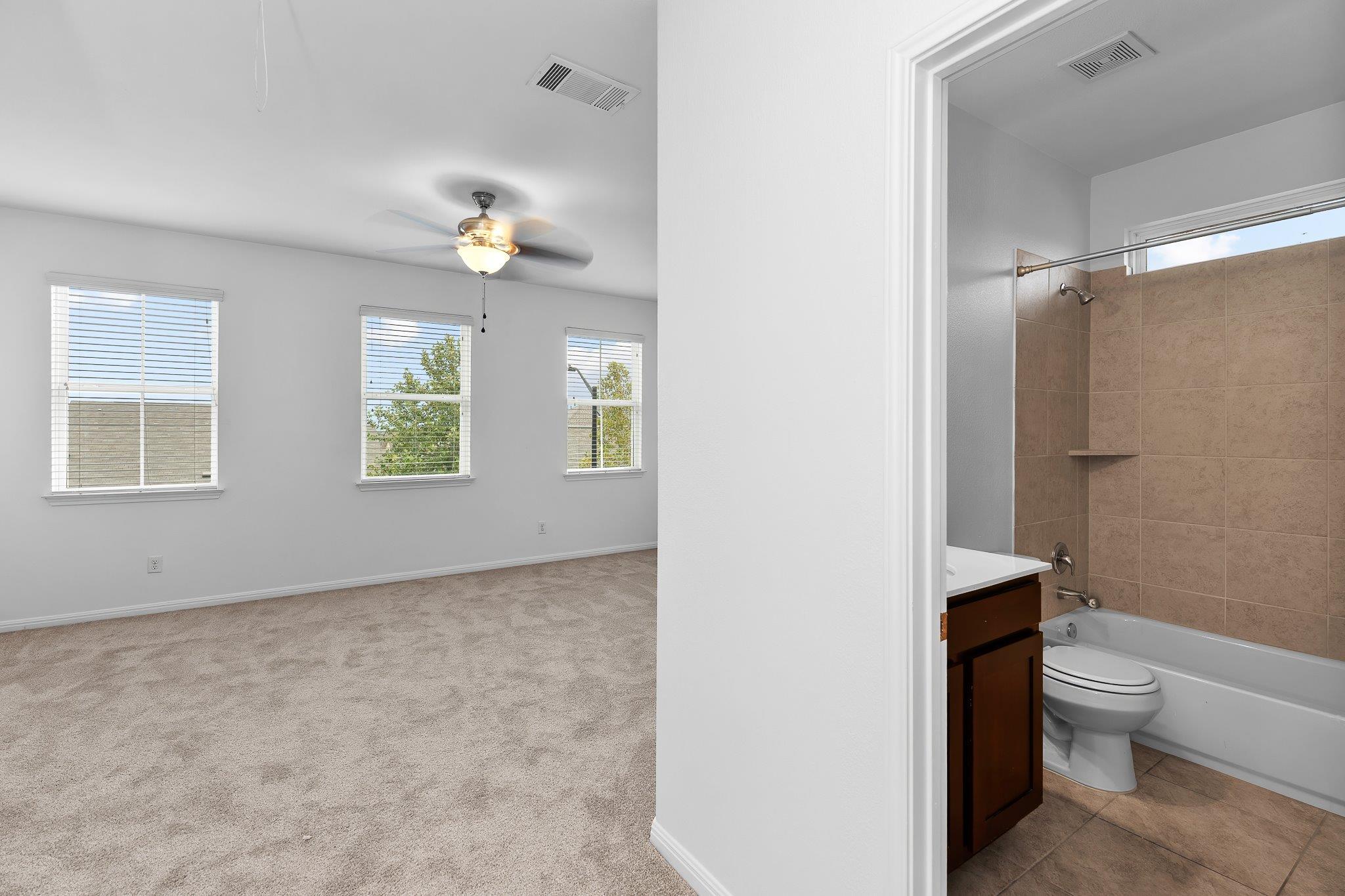 213 Michaelis Dr, Leander, TX 78641