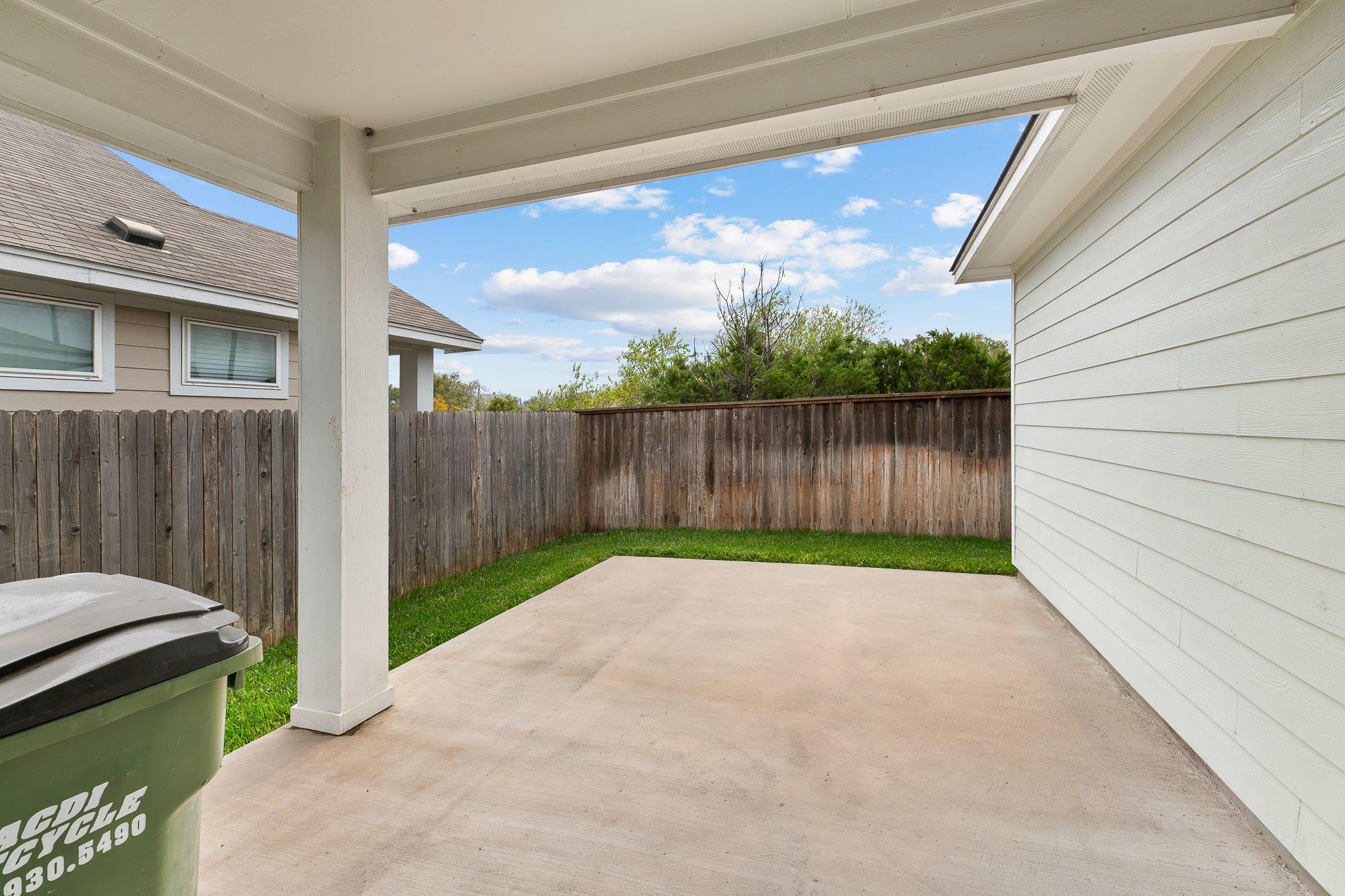 213 Michaelis Dr, Leander, TX 78641