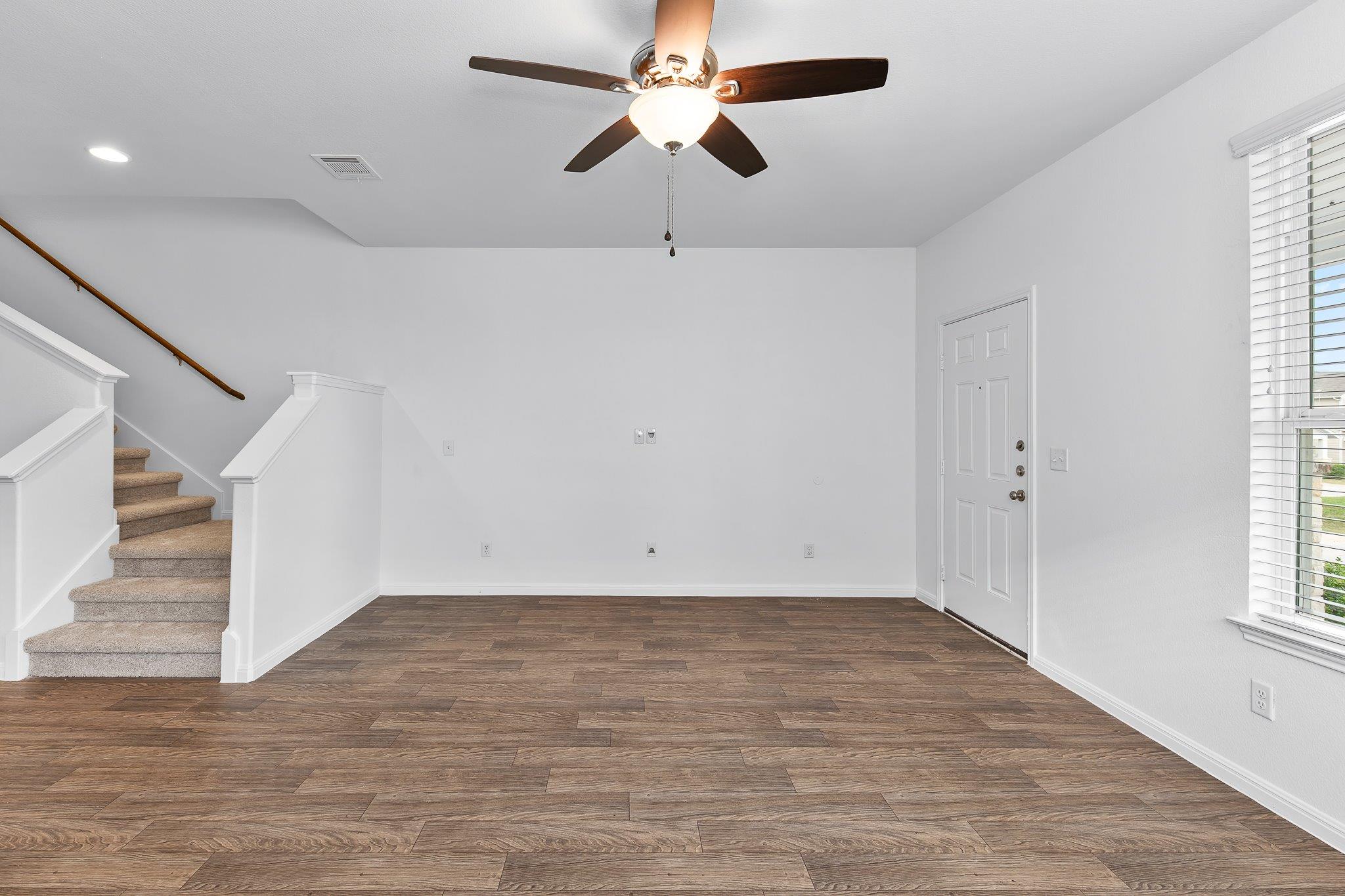 213 Michaelis Dr, Leander, TX 78641