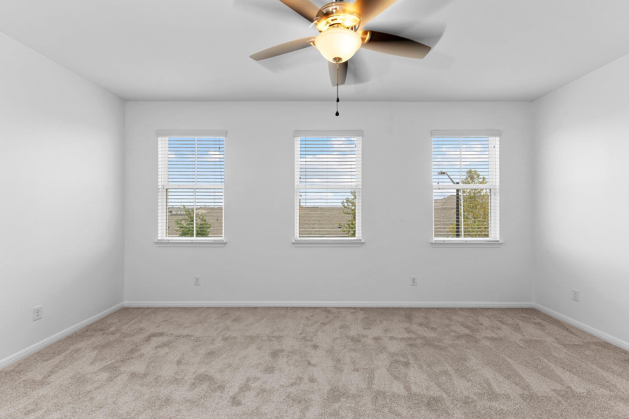 213 Michaelis Dr, Leander, TX 78641