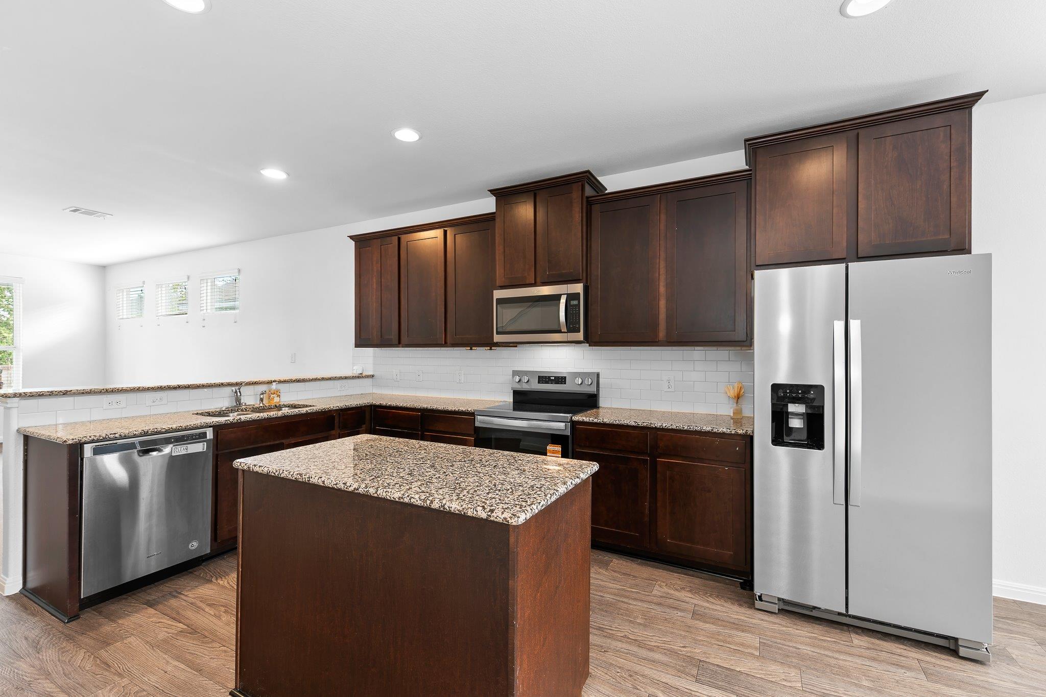 213 Michaelis Dr, Leander, TX 78641