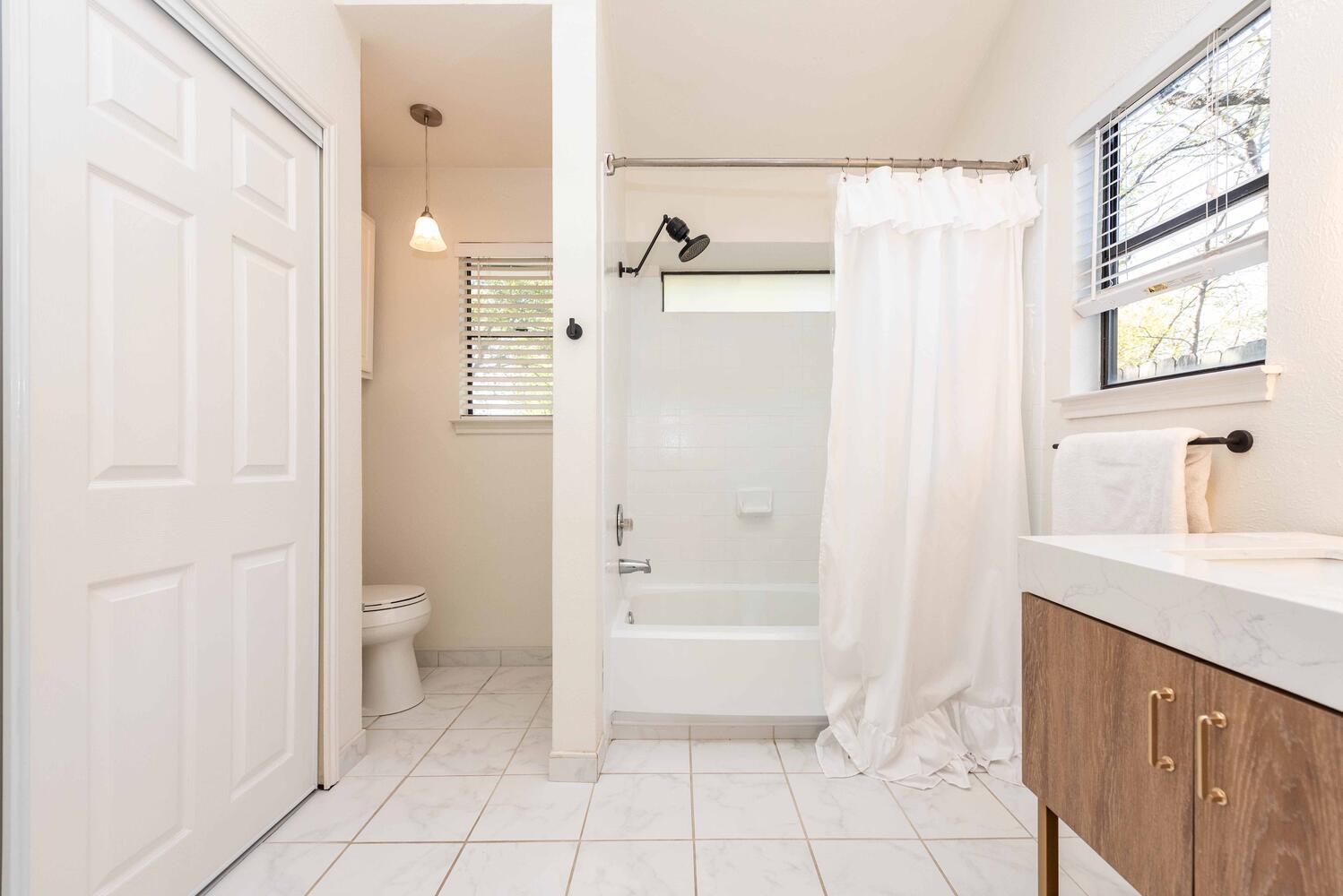 3403 Palomar Ln, Austin, TX 78727