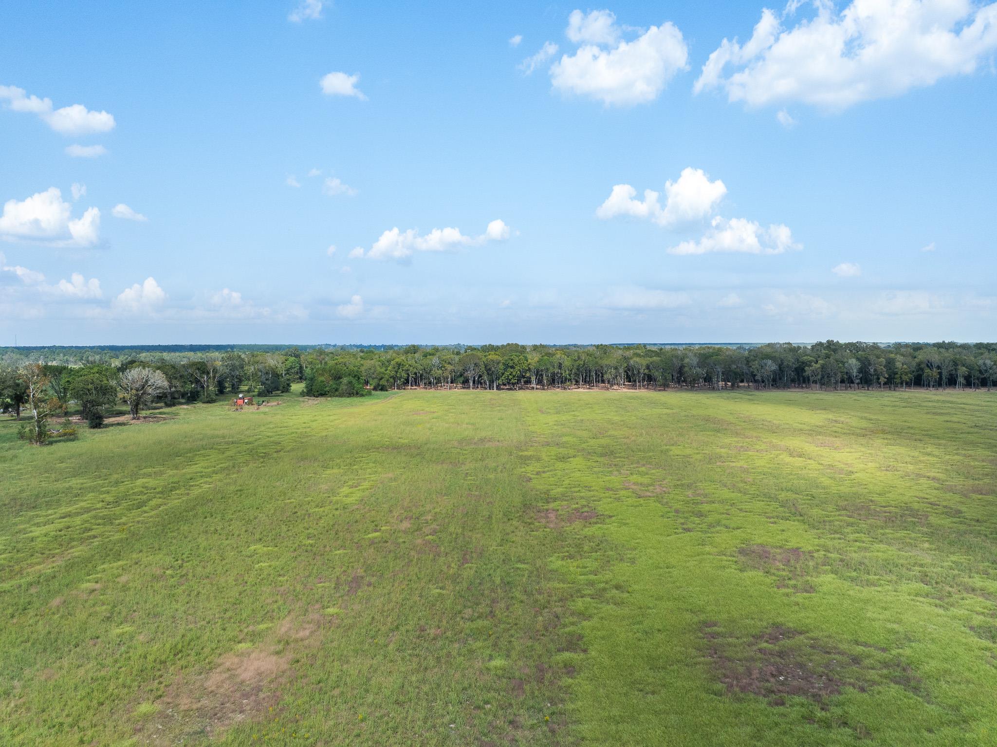 9999 FM 834, Hardin, TX 77564