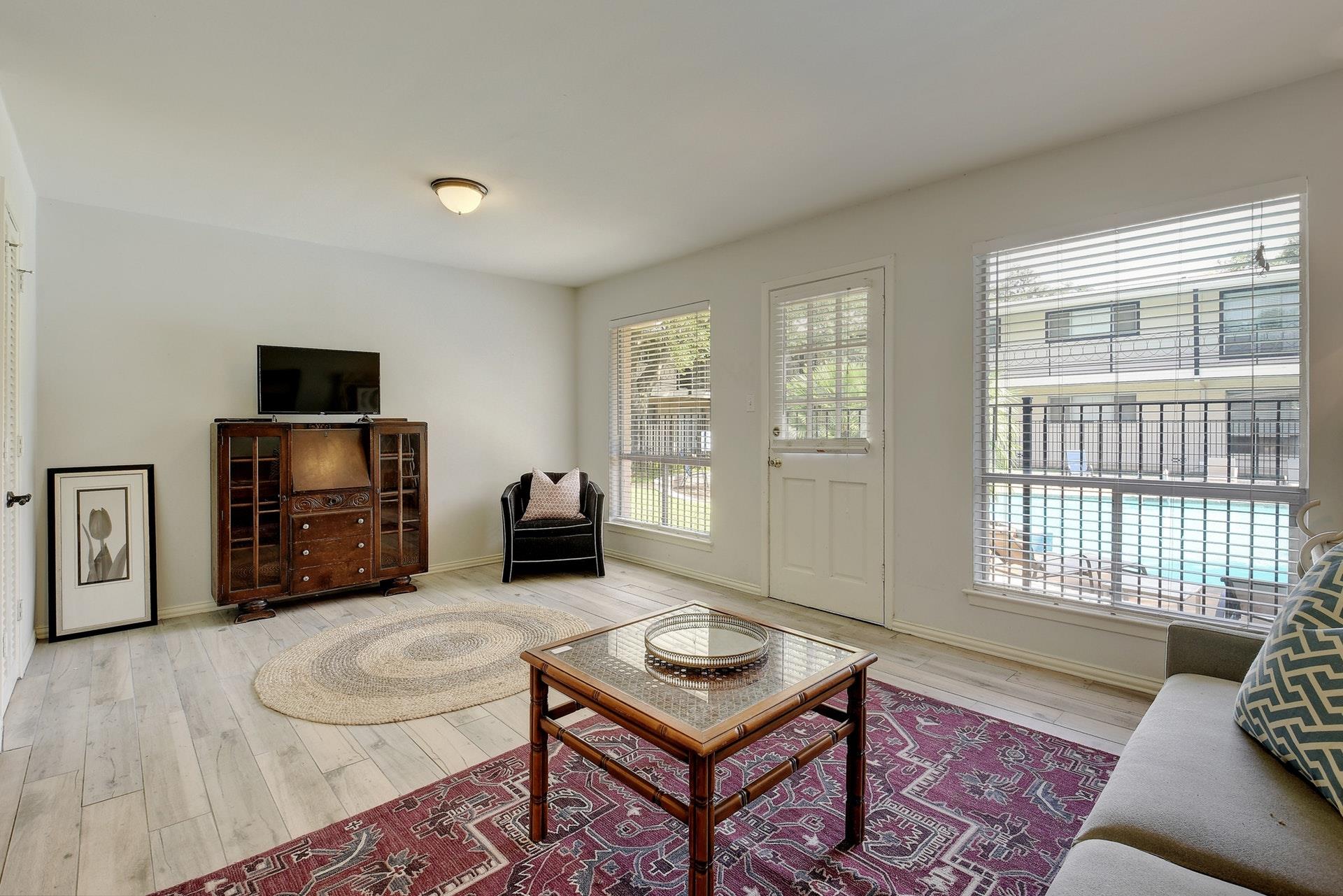 1210 Windsor Rd # 117, Austin, TX 78703