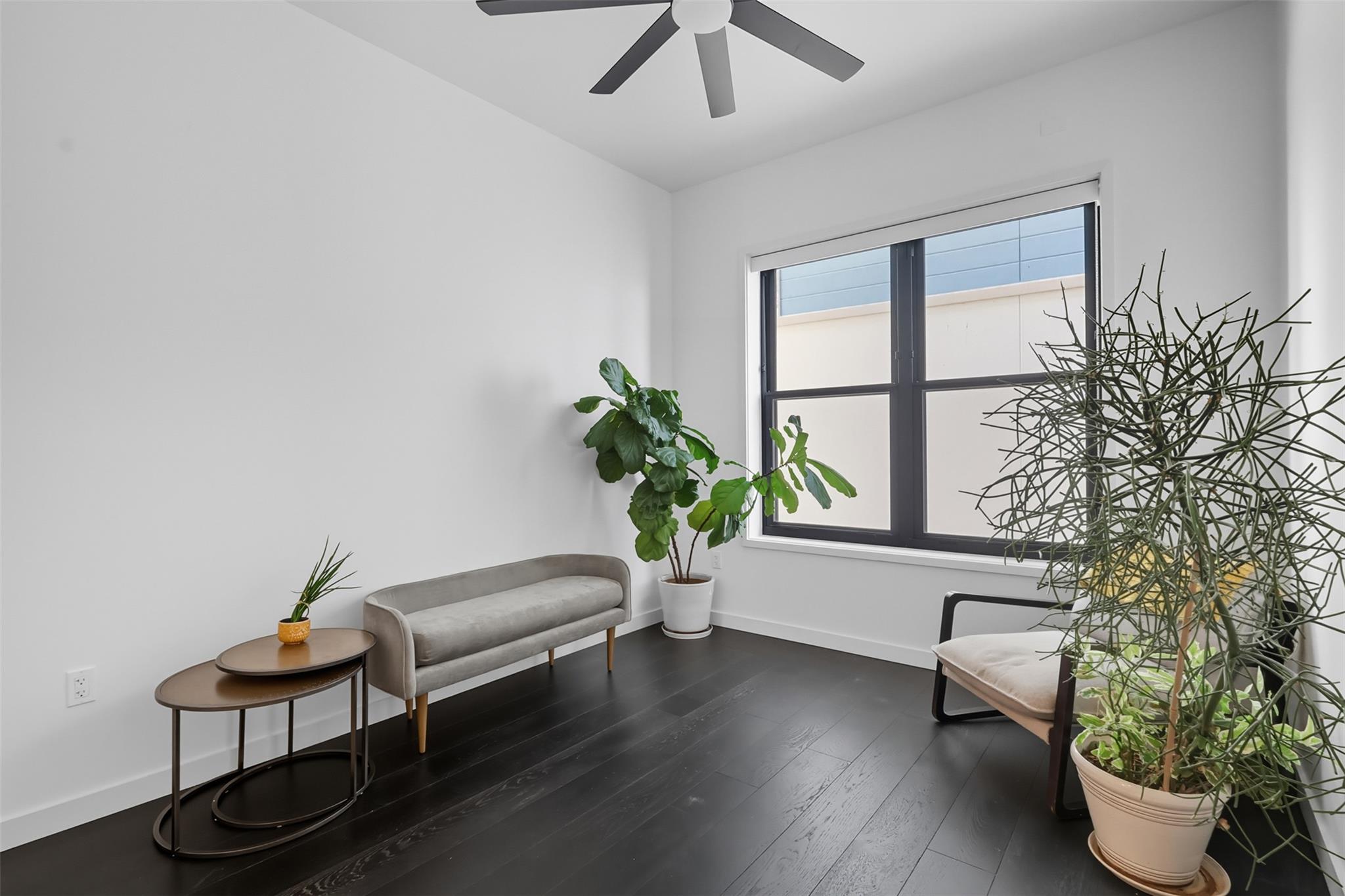 800 Embassy Dr # 320, Austin, TX 78702