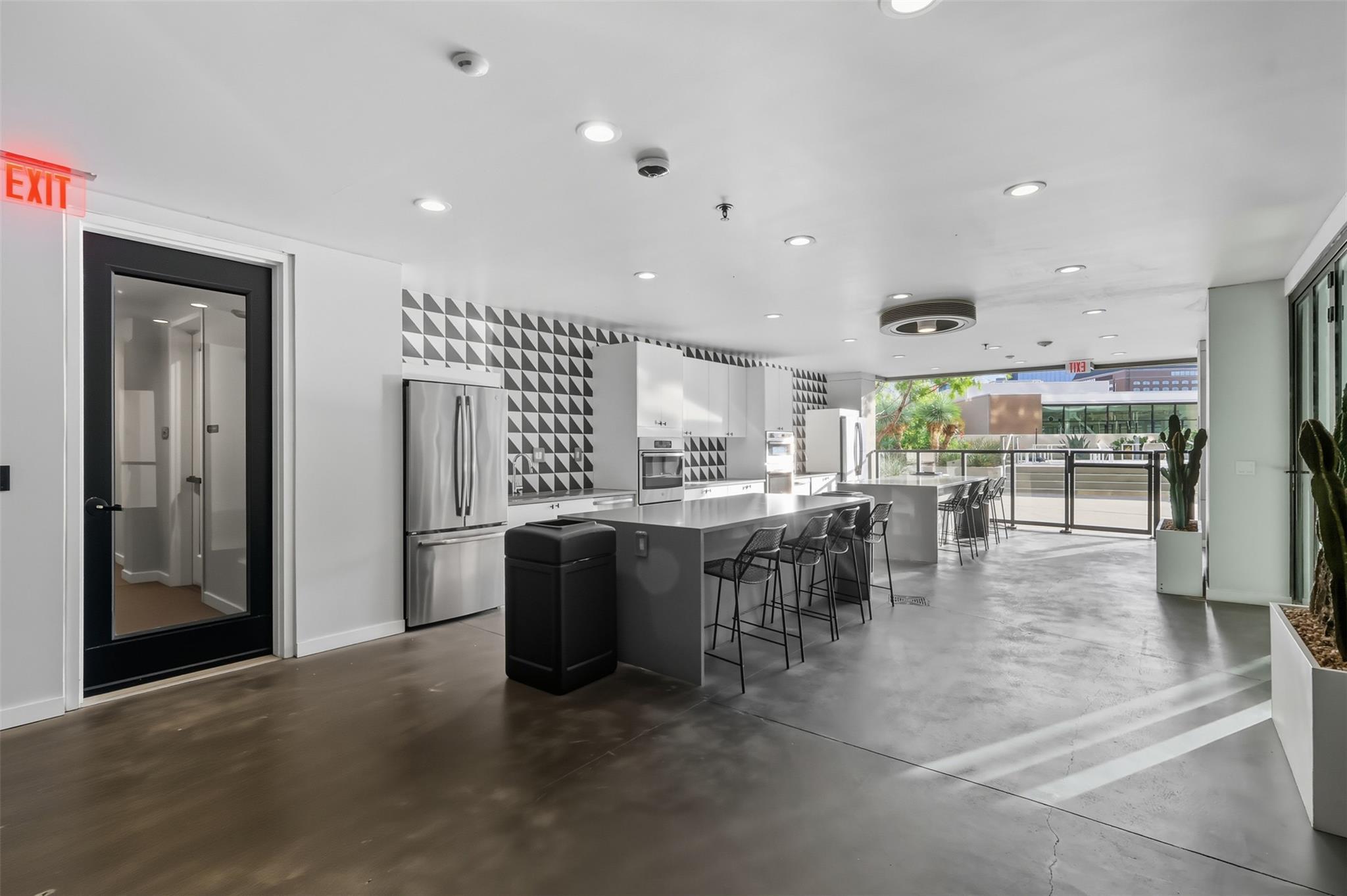 800 Embassy Dr # 320, Austin, TX 78702