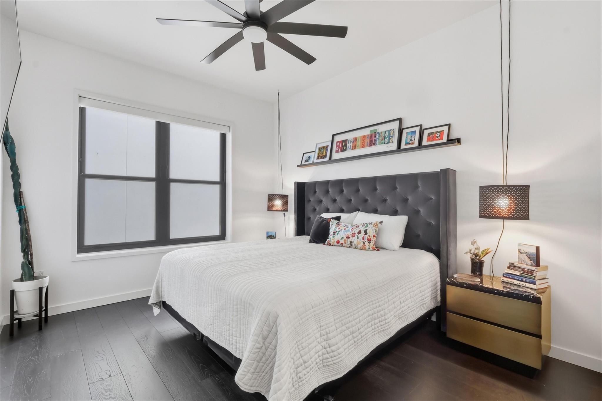 800 Embassy Dr # 320, Austin, TX 78702