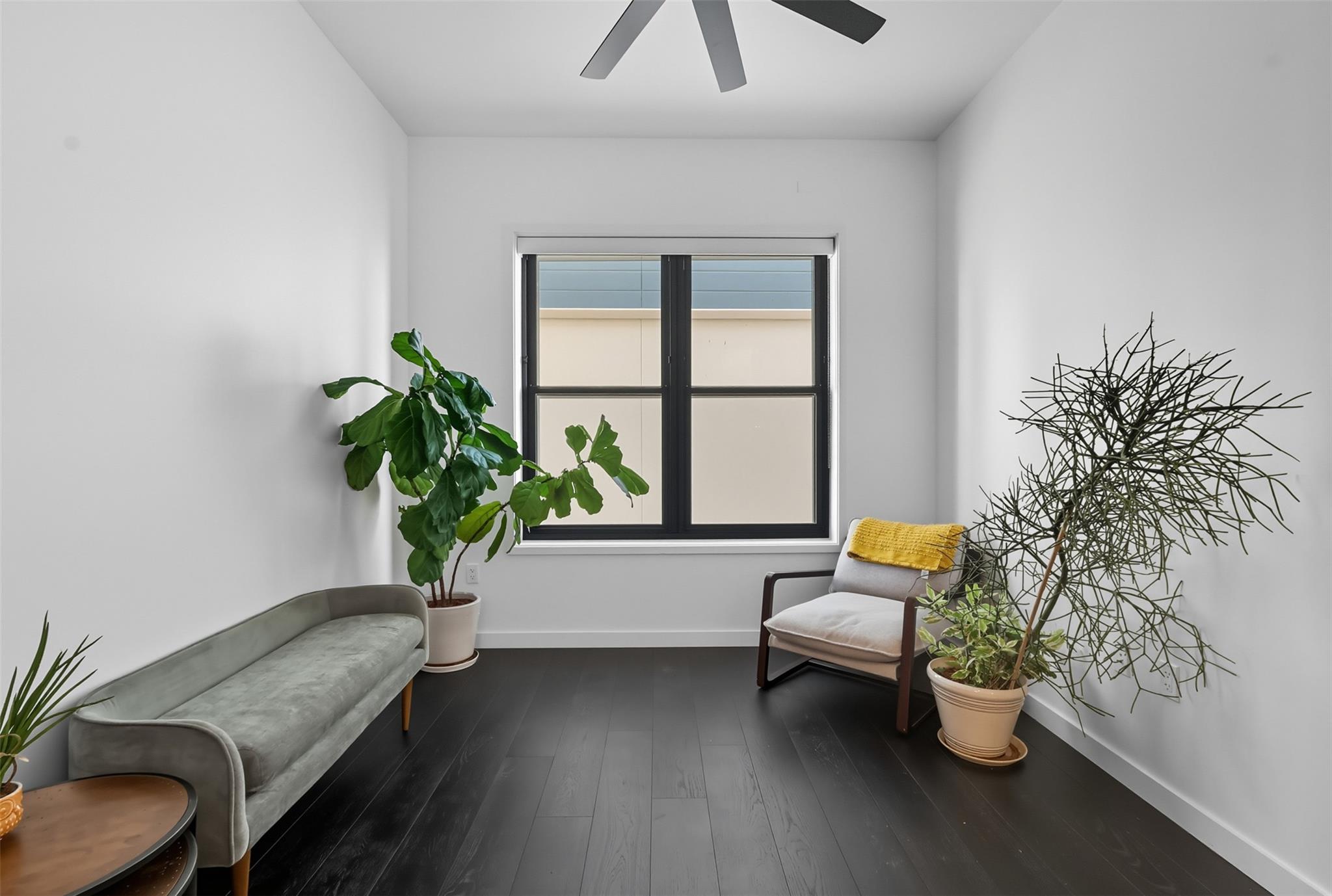 800 Embassy Dr # 320, Austin, TX 78702