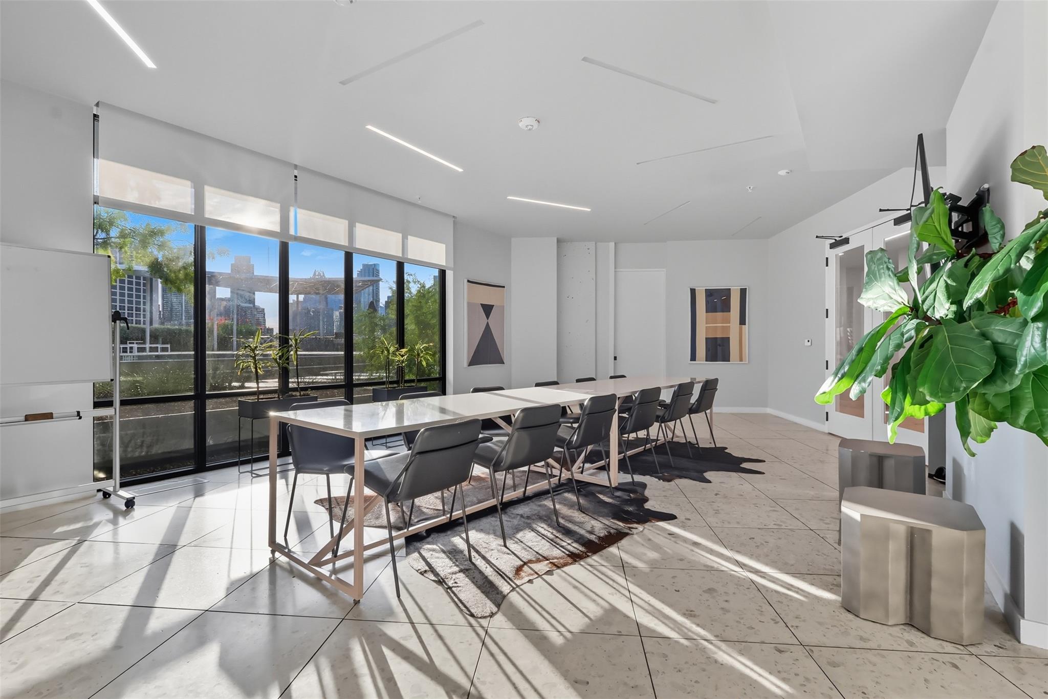 800 Embassy Dr # 320, Austin, TX 78702