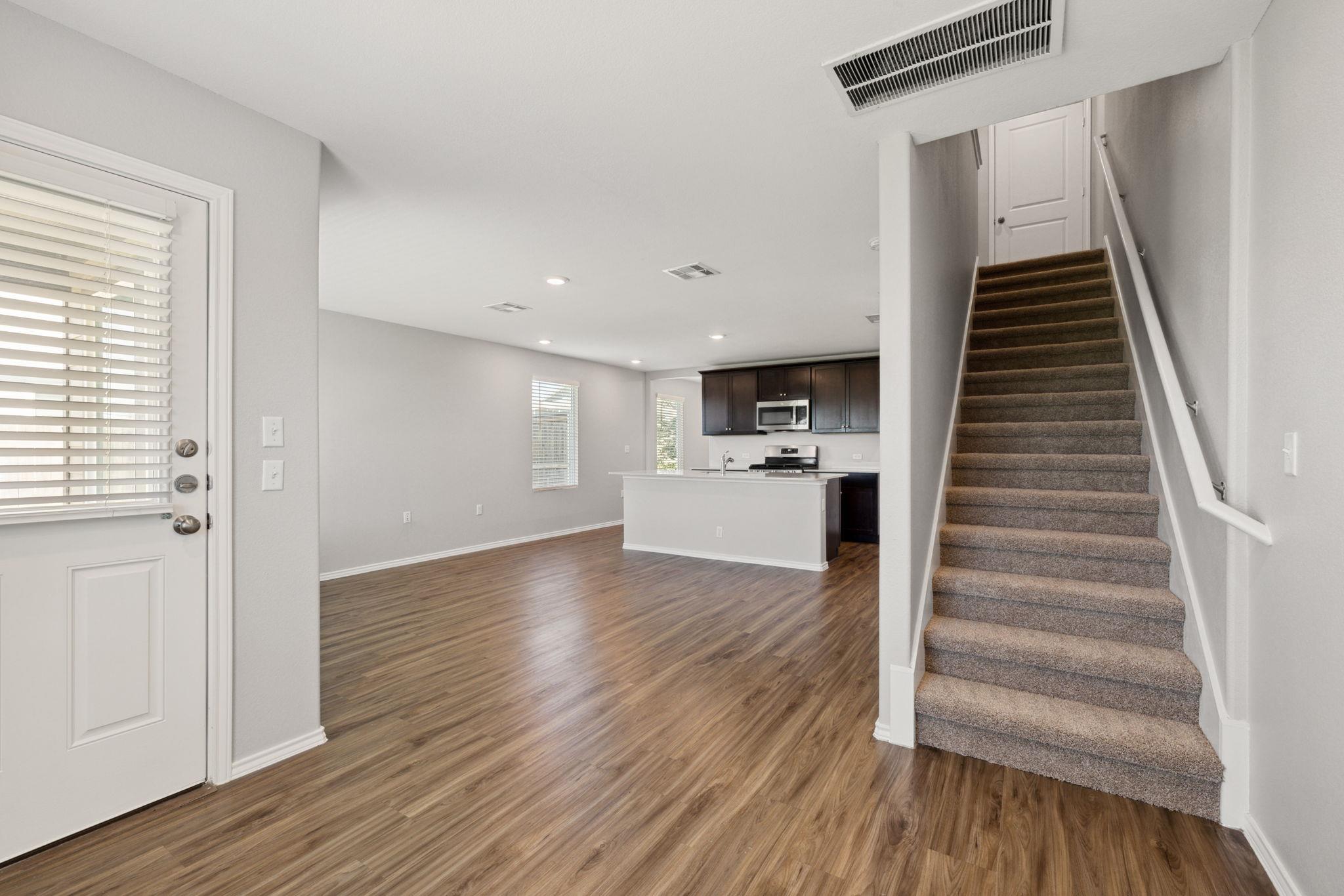 12101 Short Leaf Path, Del Valle, TX 78617