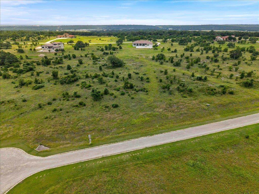 308 Via Francesco, Florence, TX 76527