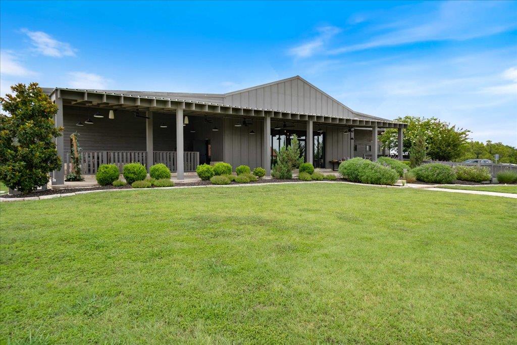 308 Via Francesco, Florence, TX 76527