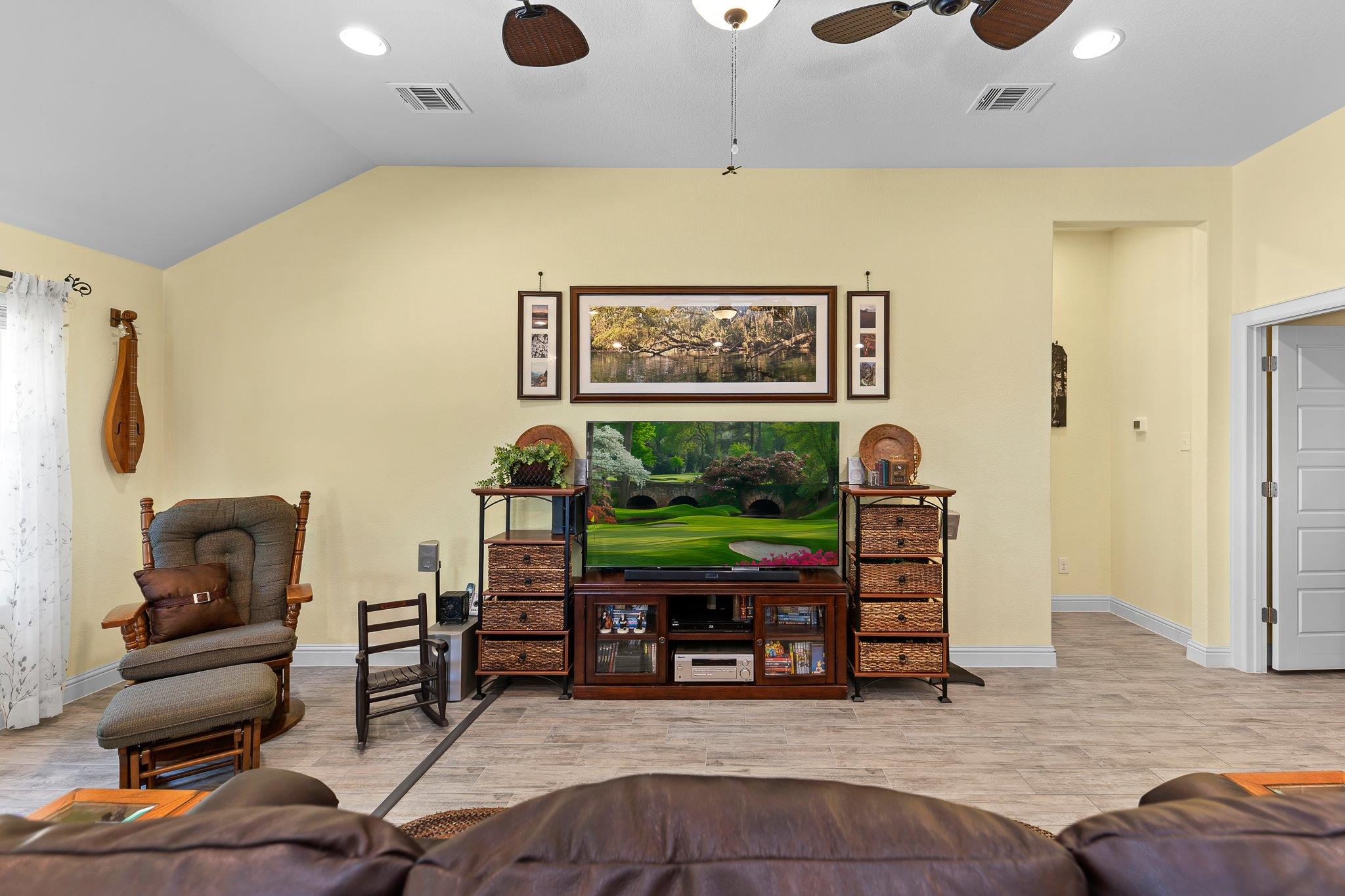 2009 Omaha Dr, Lago Vista, TX 78645