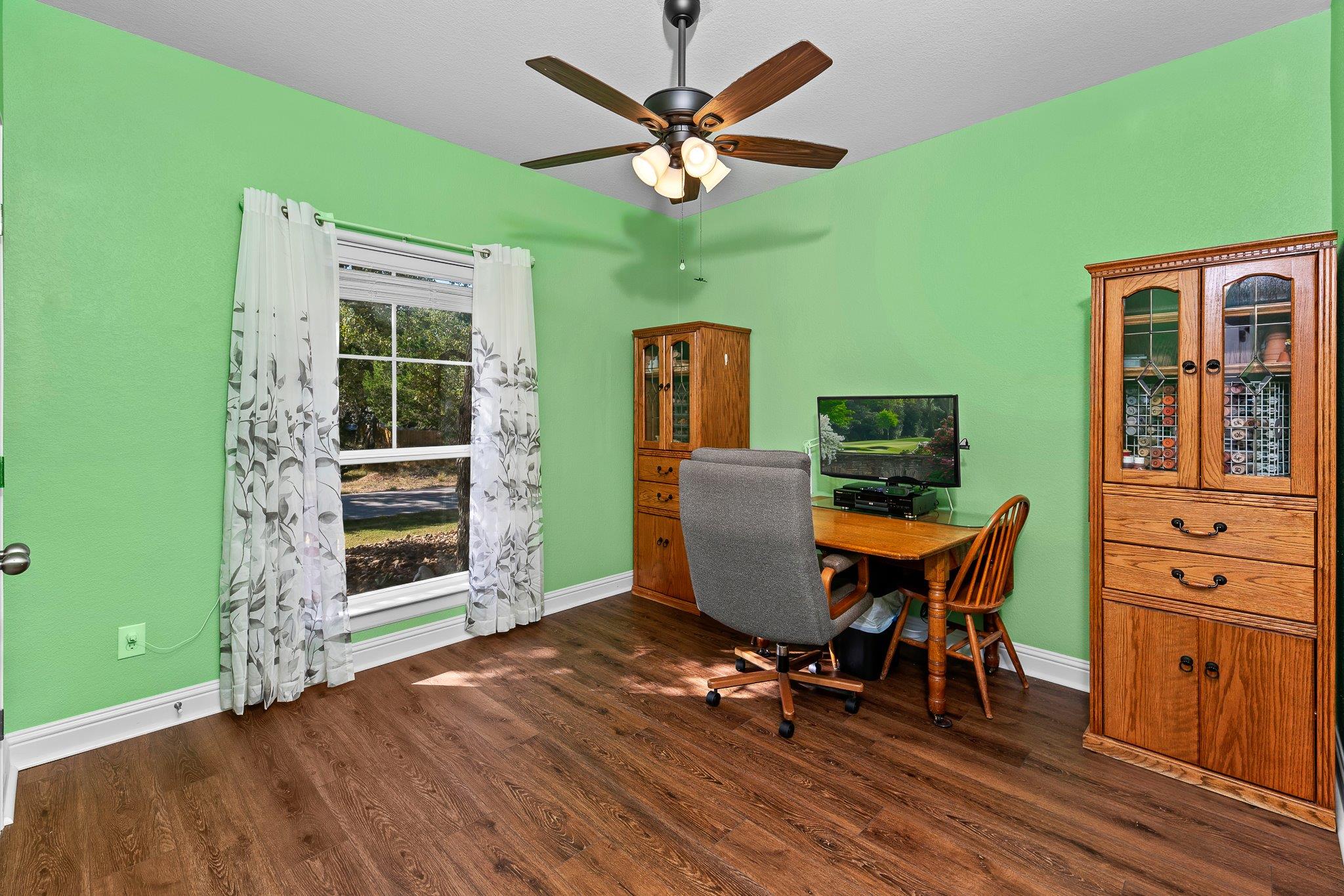 2009 Omaha Dr, Lago Vista, TX 78645