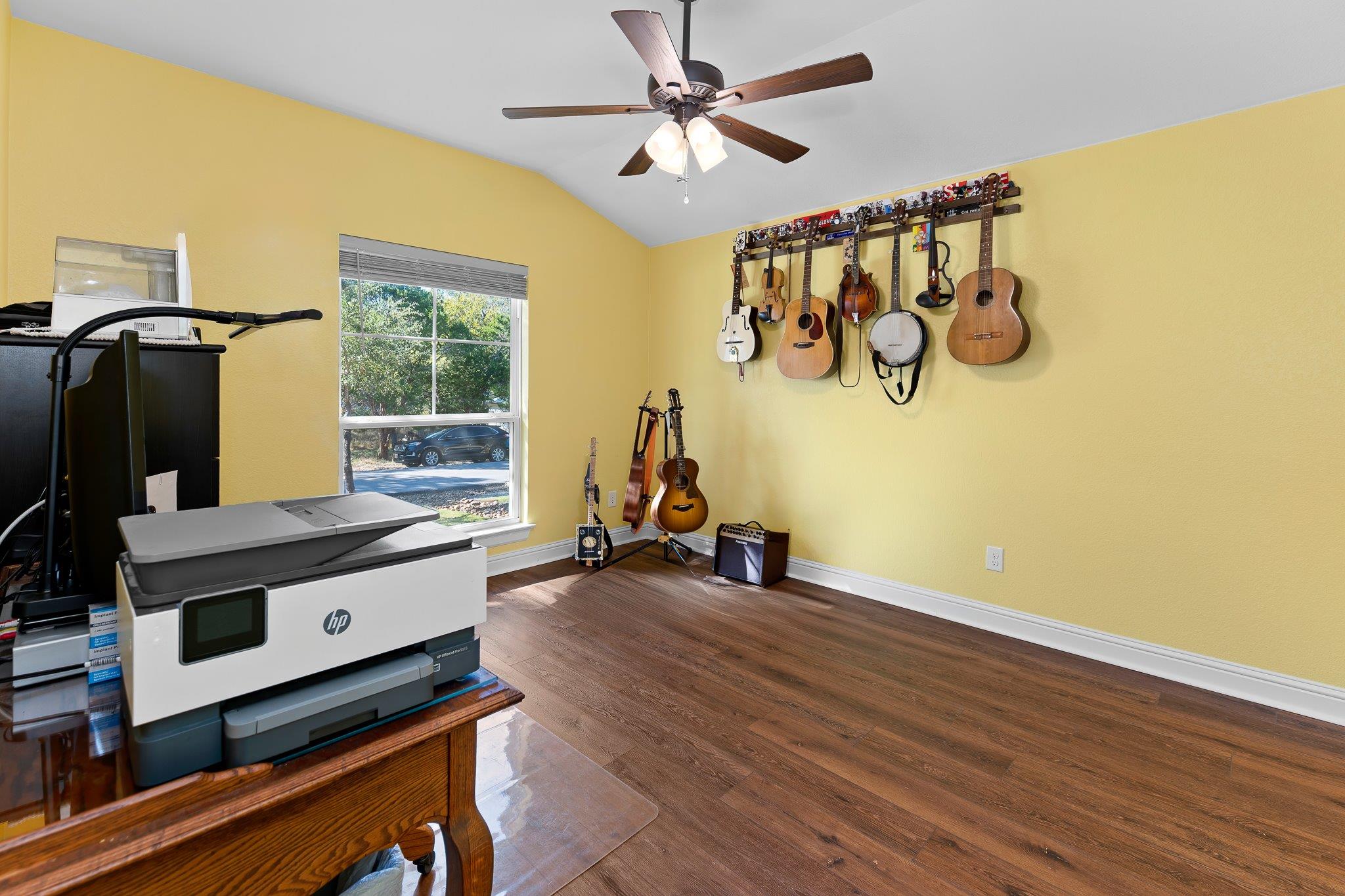 2009 Omaha Dr, Lago Vista, TX 78645