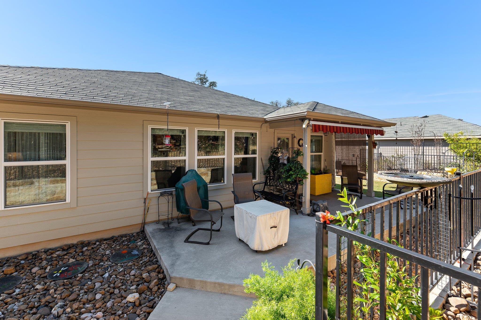 2009 Omaha Dr, Lago Vista, TX 78645