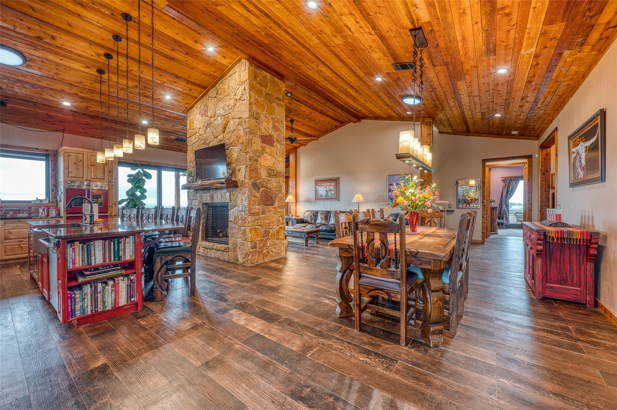 281 Cedar Mountain Dr, Marble Falls, TX 78654