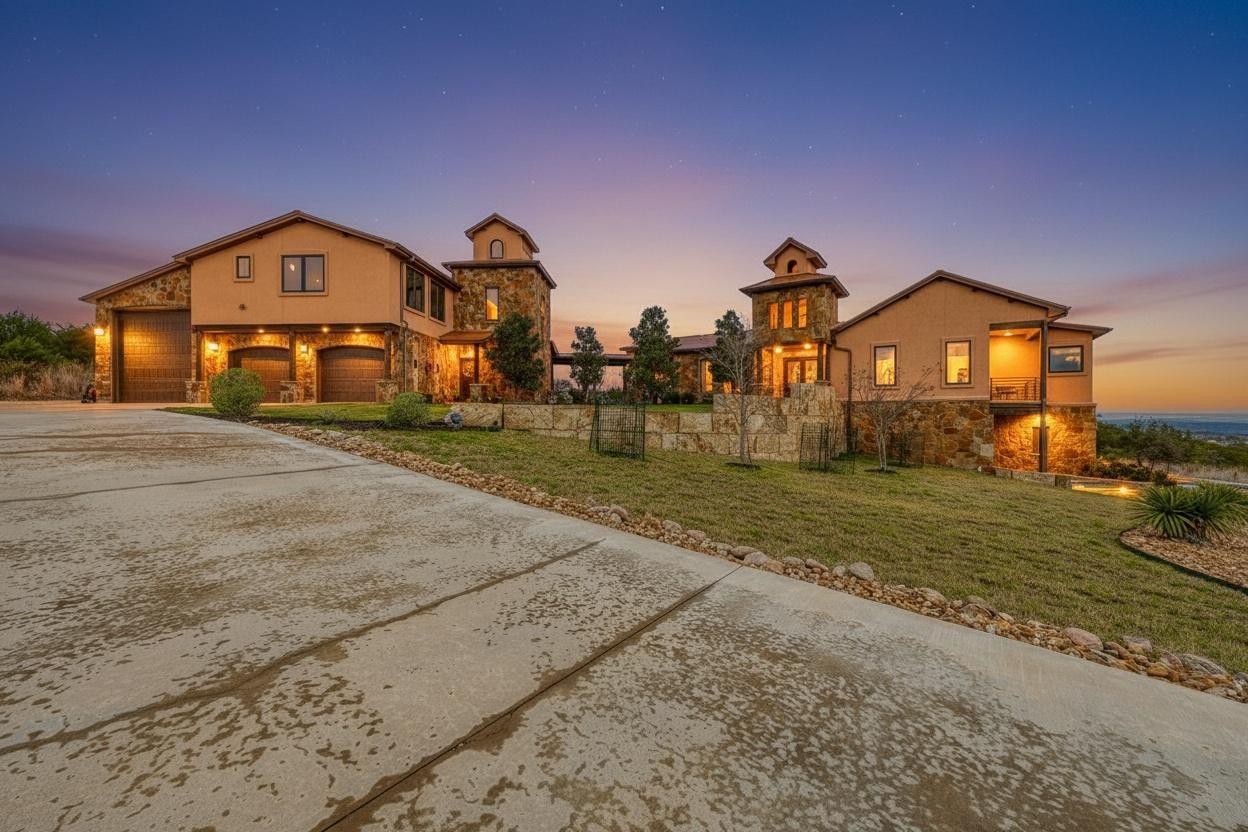 281 Cedar Mountain Dr, Marble Falls, TX 78654