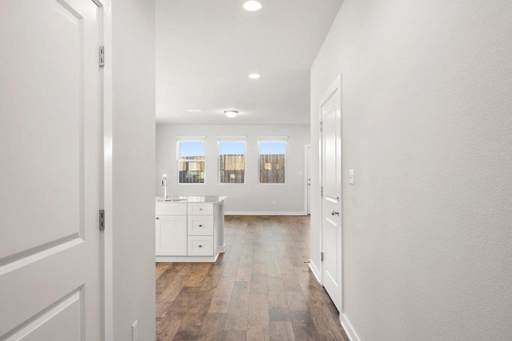 2305 Mazmorra St # 77, Round Rock, TX 78664