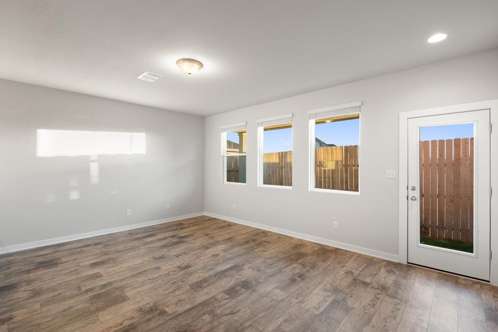 2305 Mazmorra St # 77, Round Rock, TX 78664