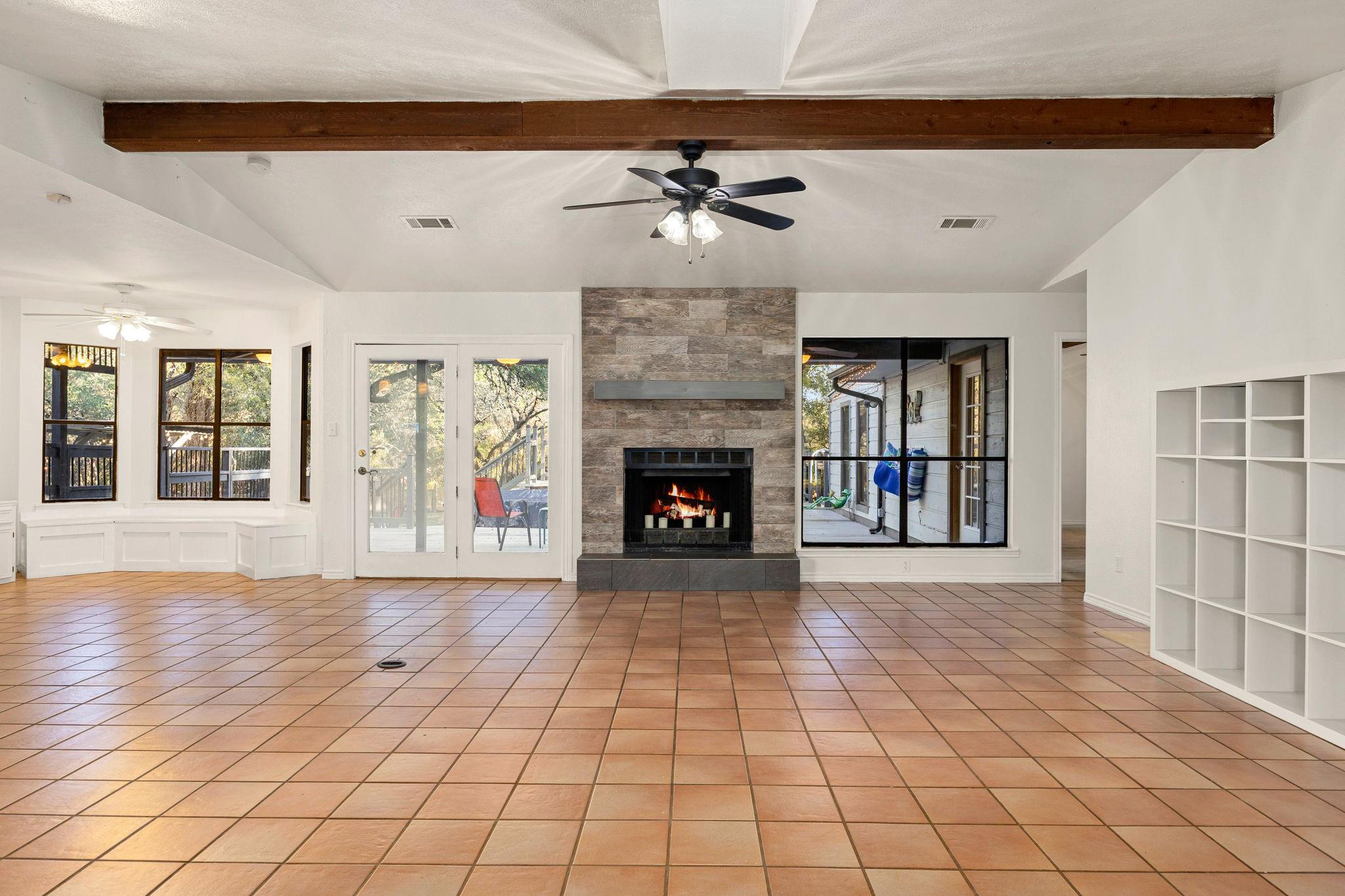 2621 Oak Haven Dr, San Marcos, TX 78666