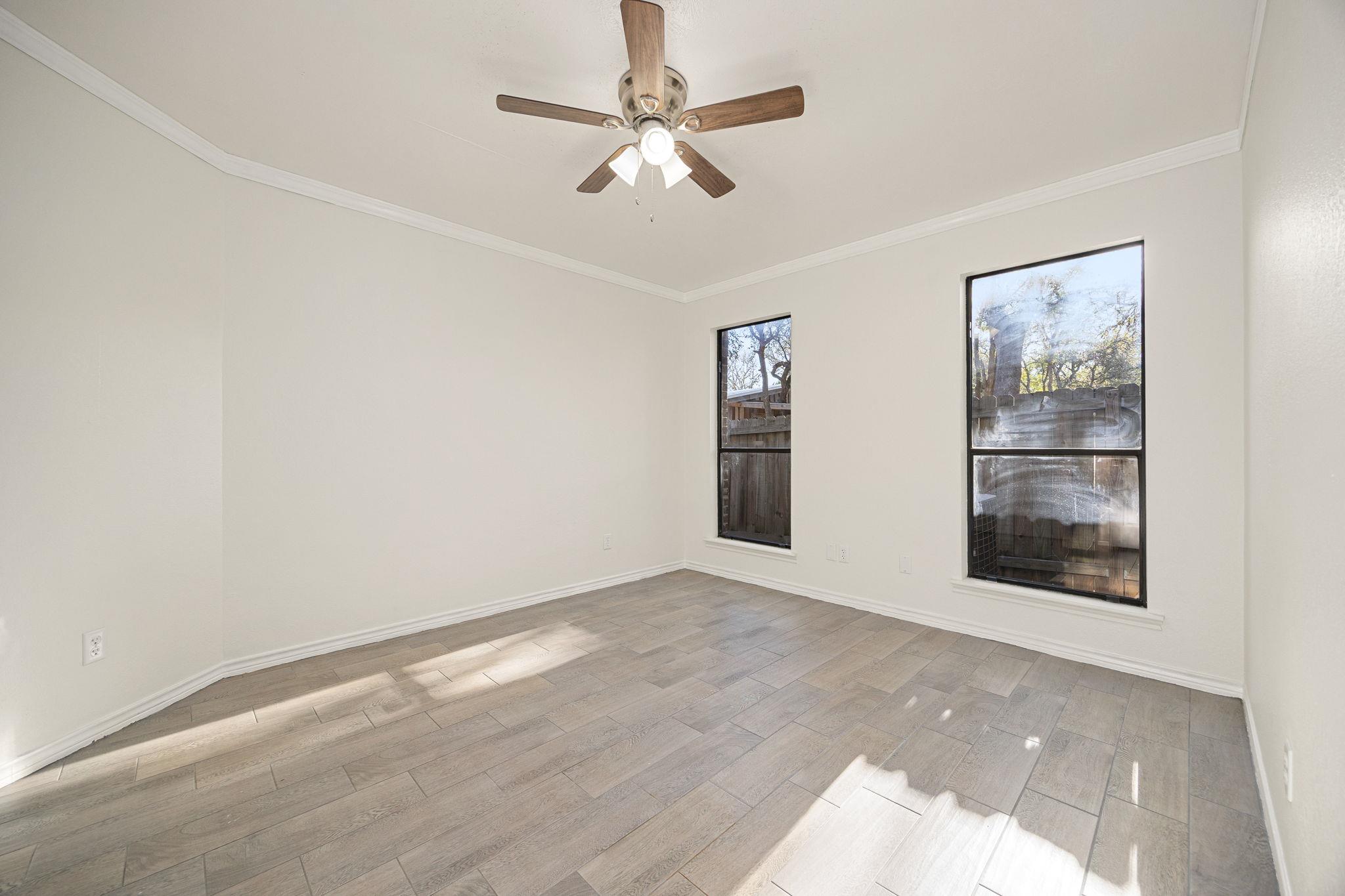 2621 Oak Haven Dr, San Marcos, TX 78666