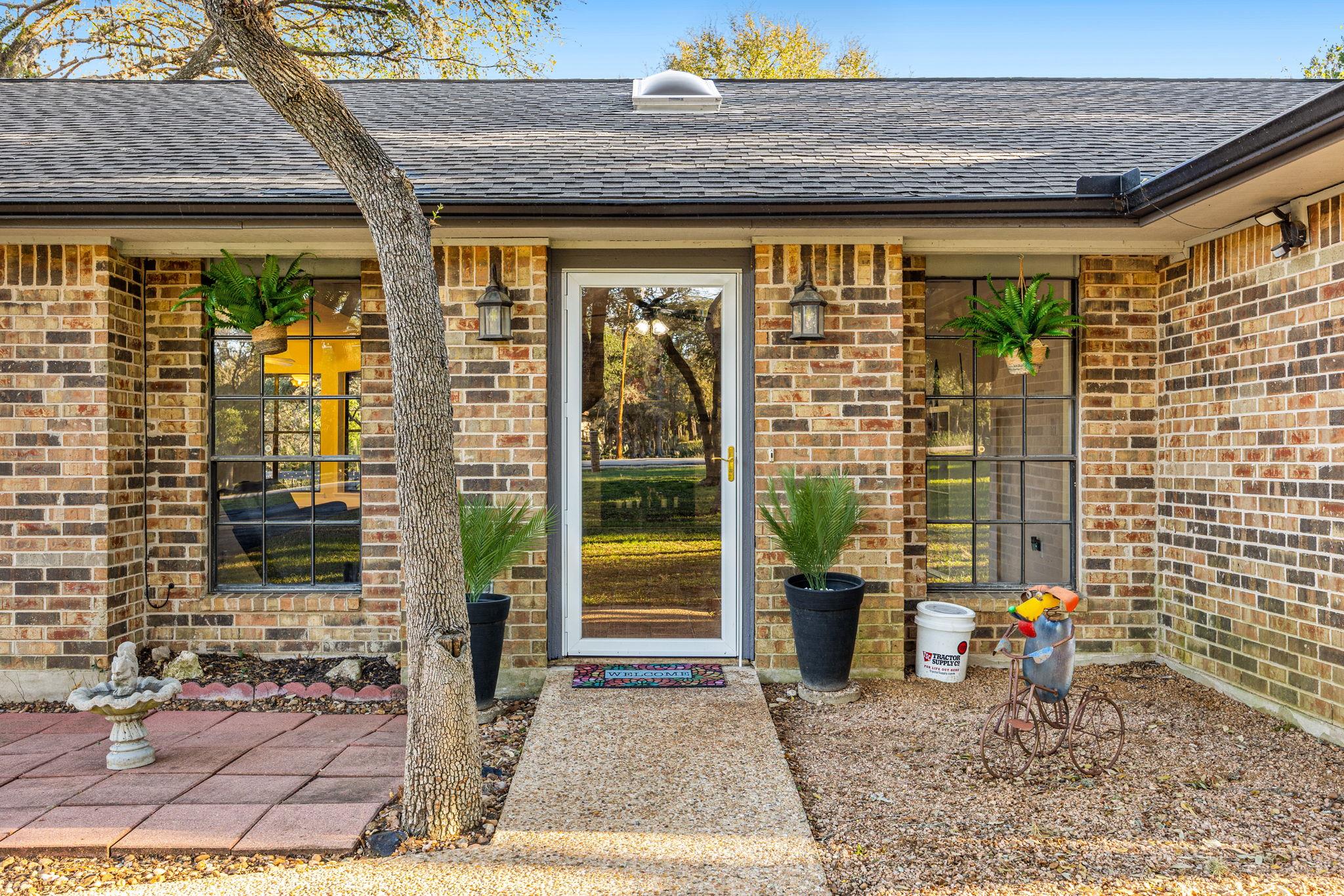 2621 Oak Haven Dr, San Marcos, TX 78666