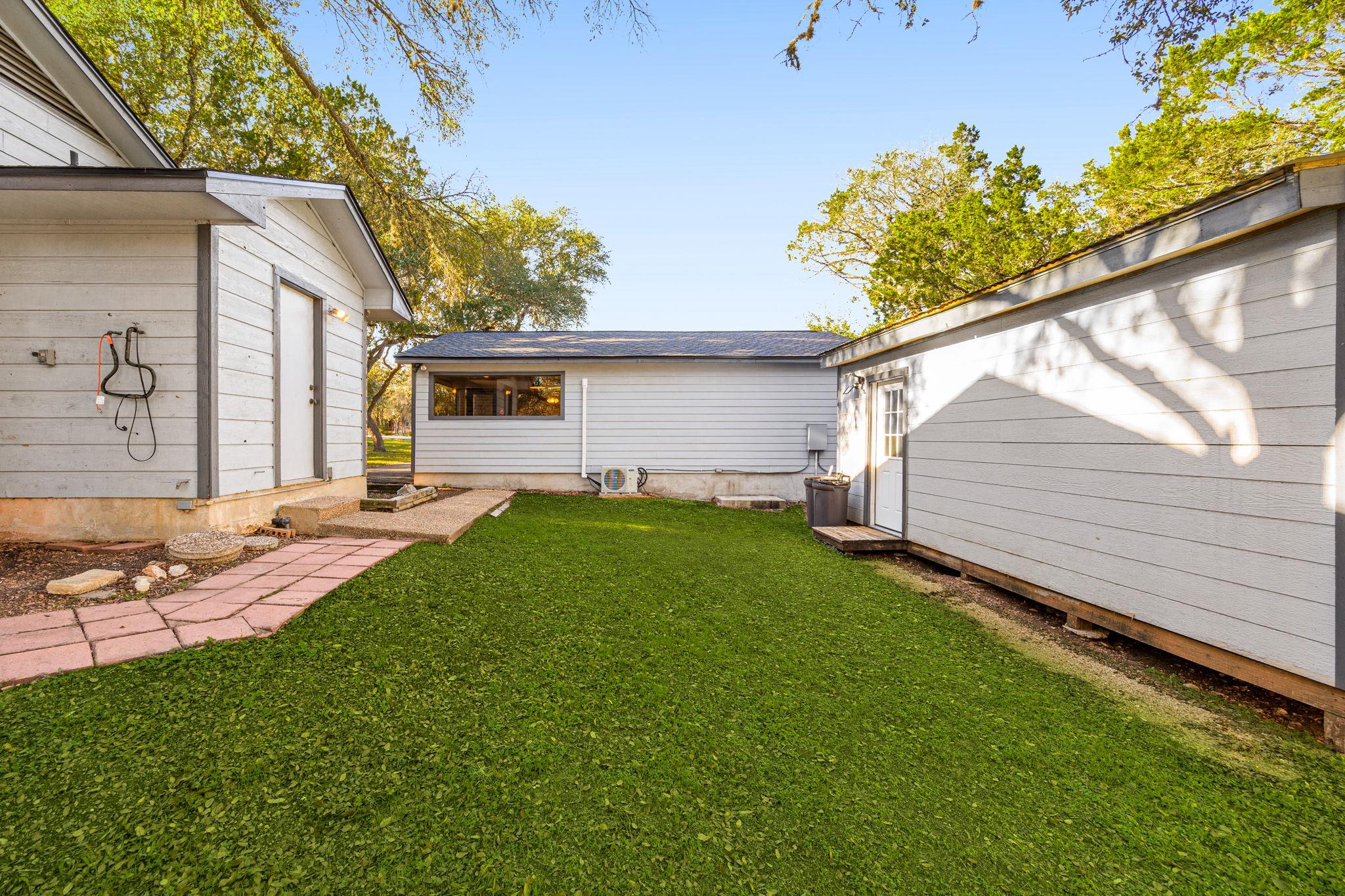 2621 Oak Haven Dr, San Marcos, TX 78666