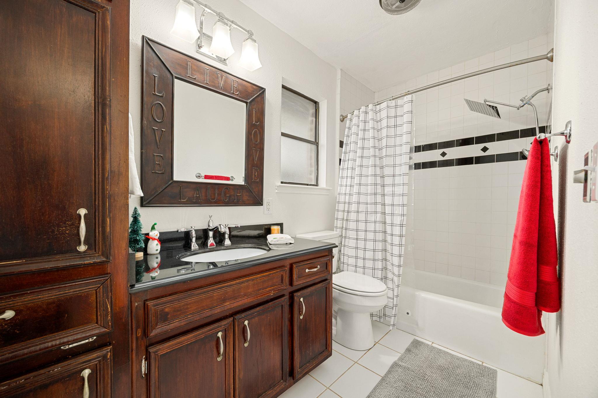 2621 Oak Haven Dr, San Marcos, TX 78666