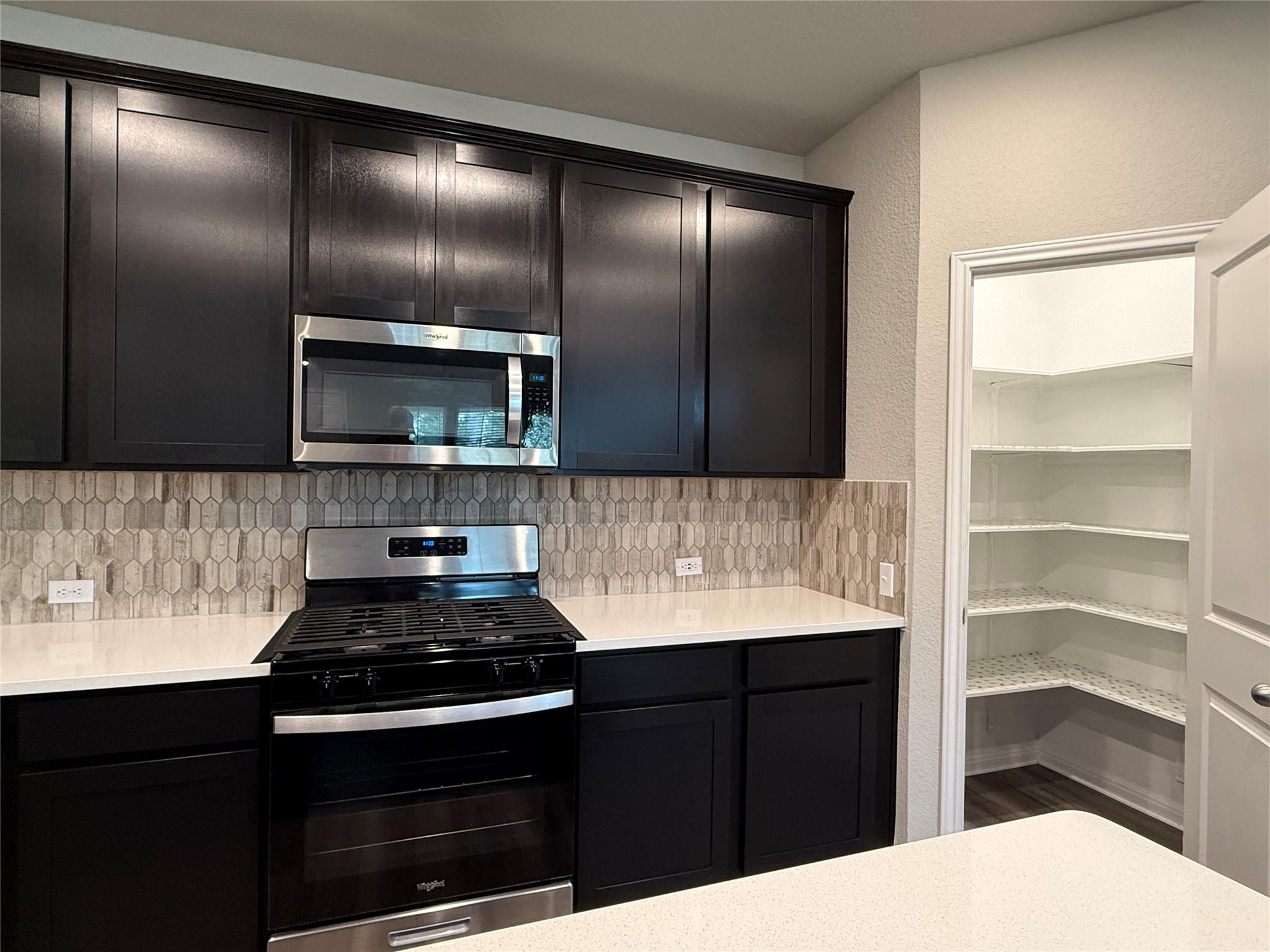 953 Lone Peak Way, Dripping Springs, TX 78620